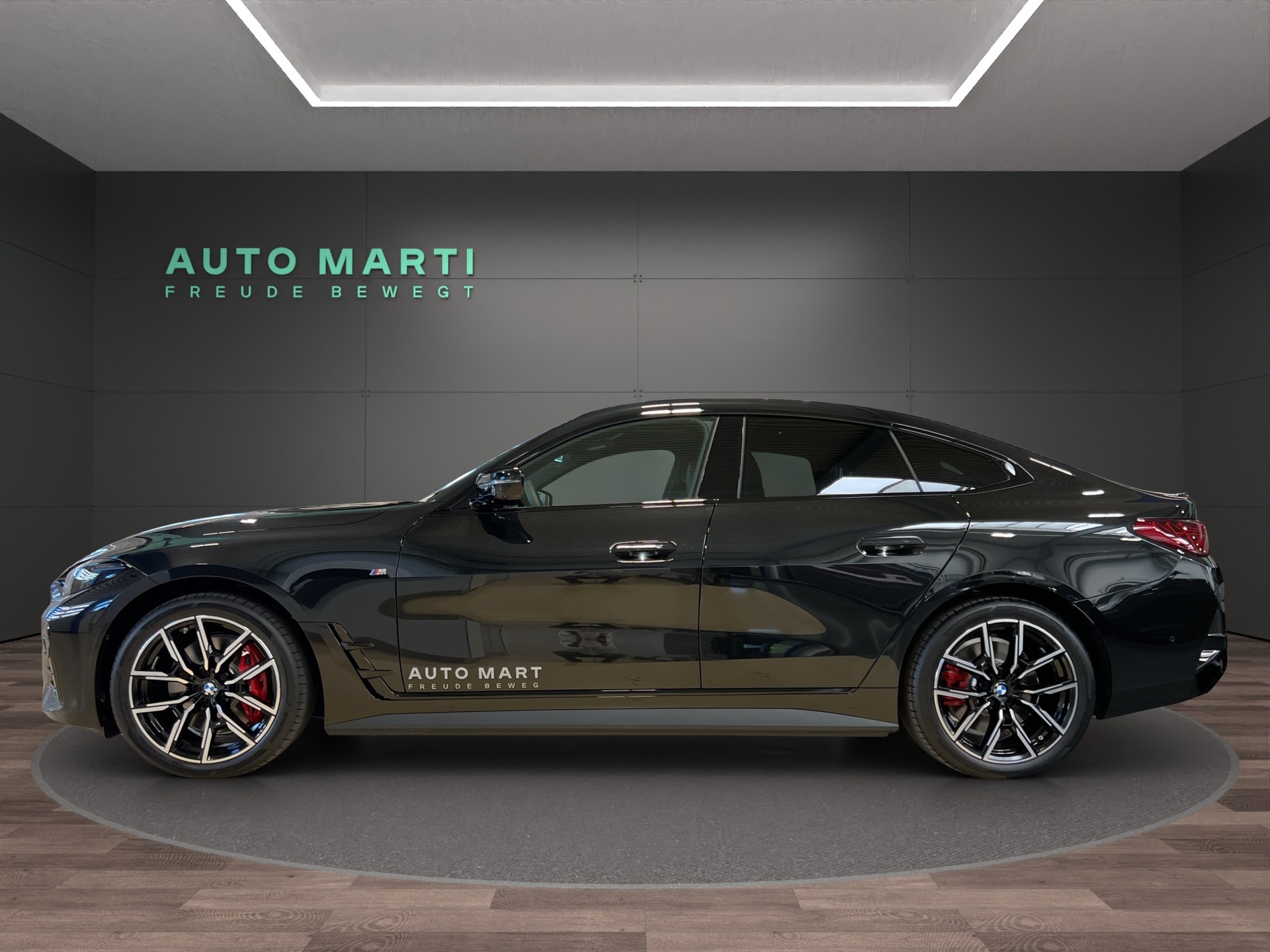 BMW i4 xDrive40-showroom-element-1
