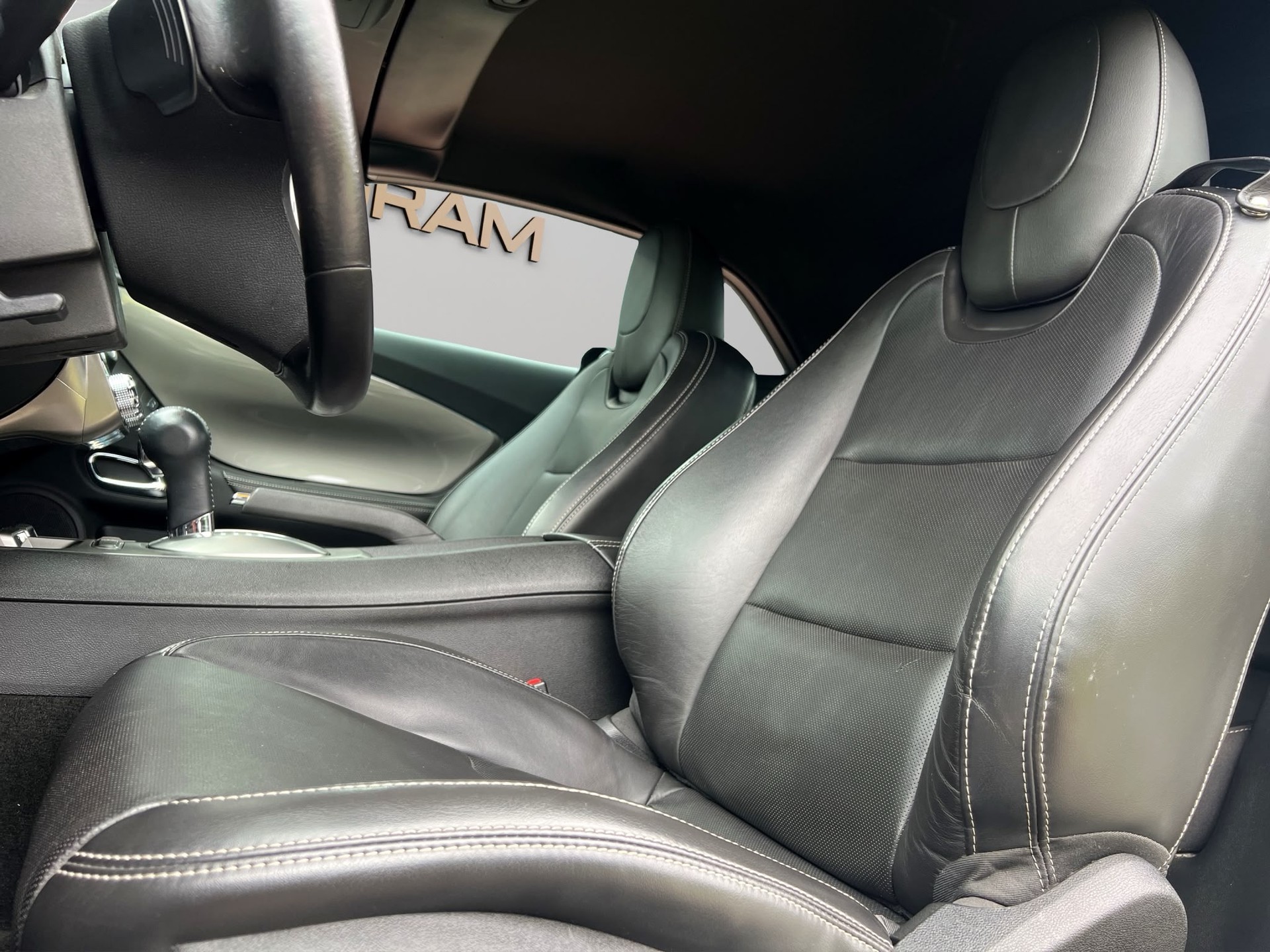 CHEVROLET Camaro 6.2 Convertible Automatic-image-11