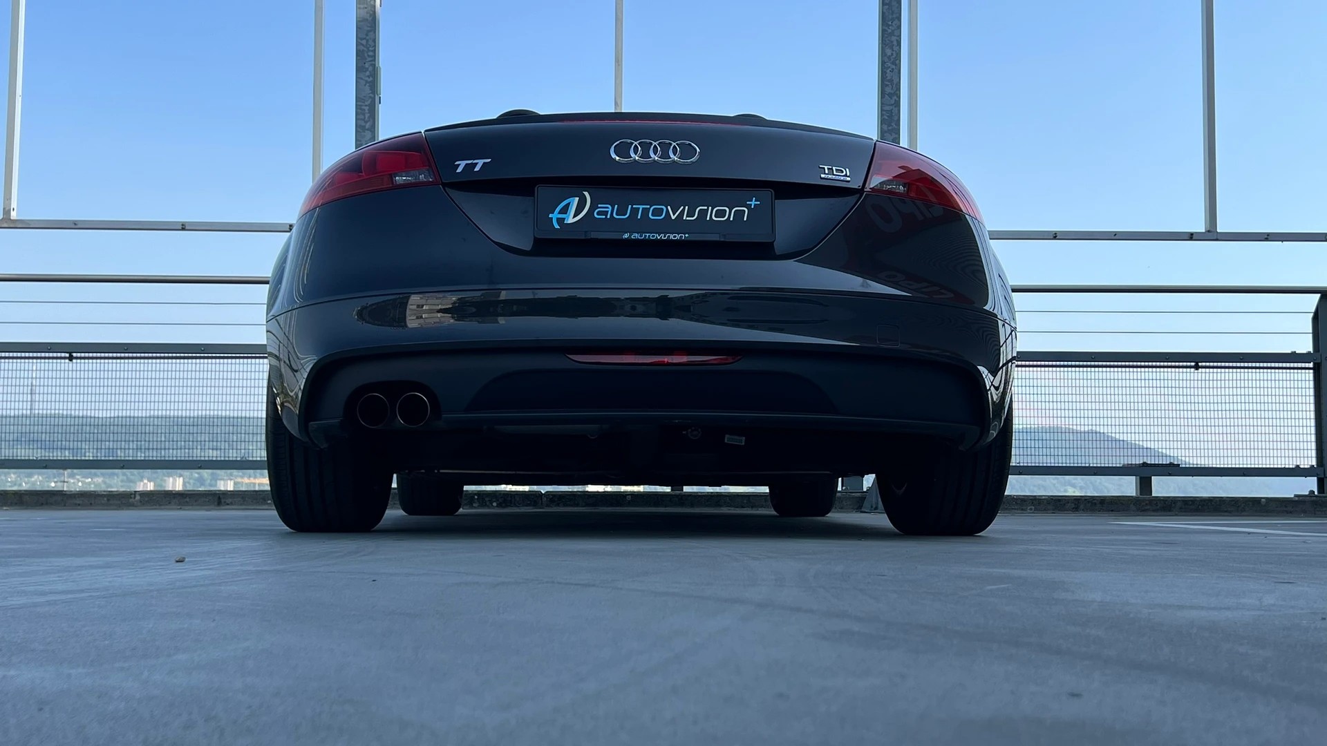 AUDI TT ROADSTER 2.0 TDI QUATTRO l 170 PS-image-15