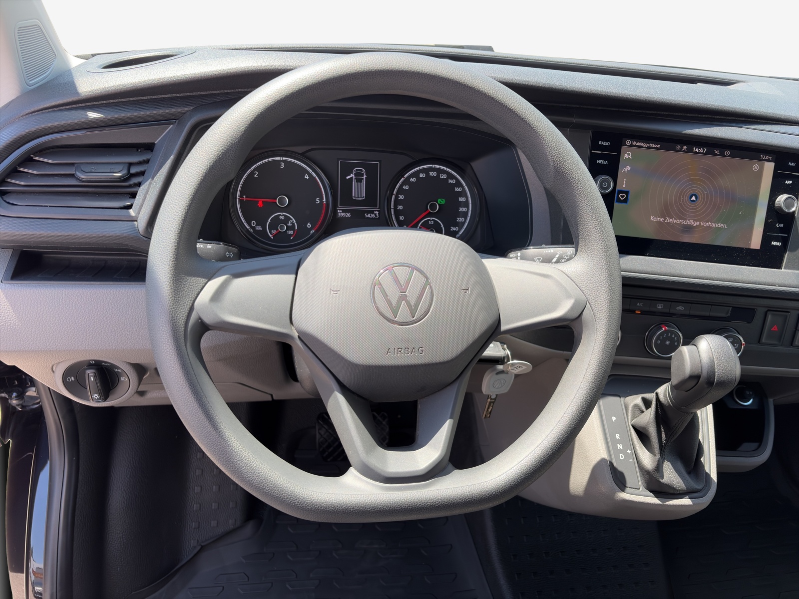 VW T6.1 2.0 TDI DSG-image-9