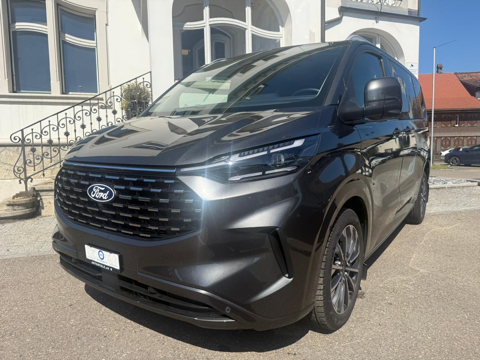 FORD Tourneo Bus 320 L1H1 TitaniumX Automat-showroom-element-1