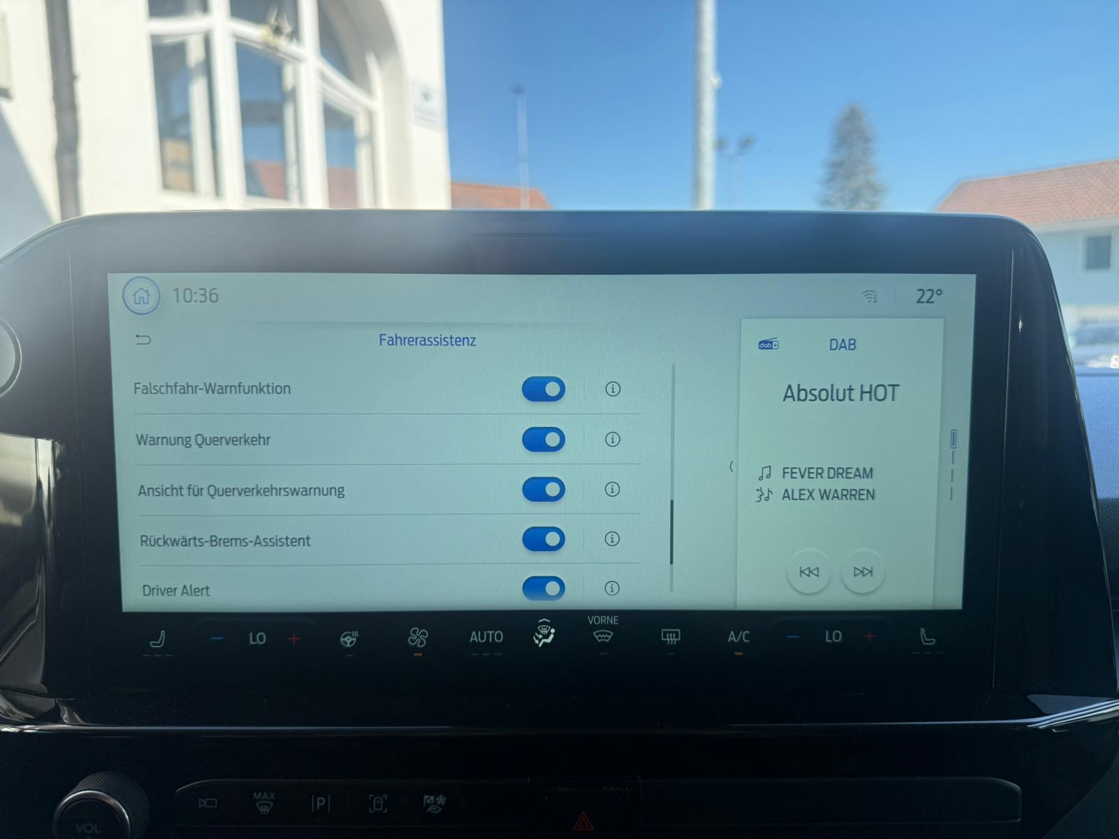 FORD Tourneo Bus 320 L1H1 TitaniumX Automat-image-18