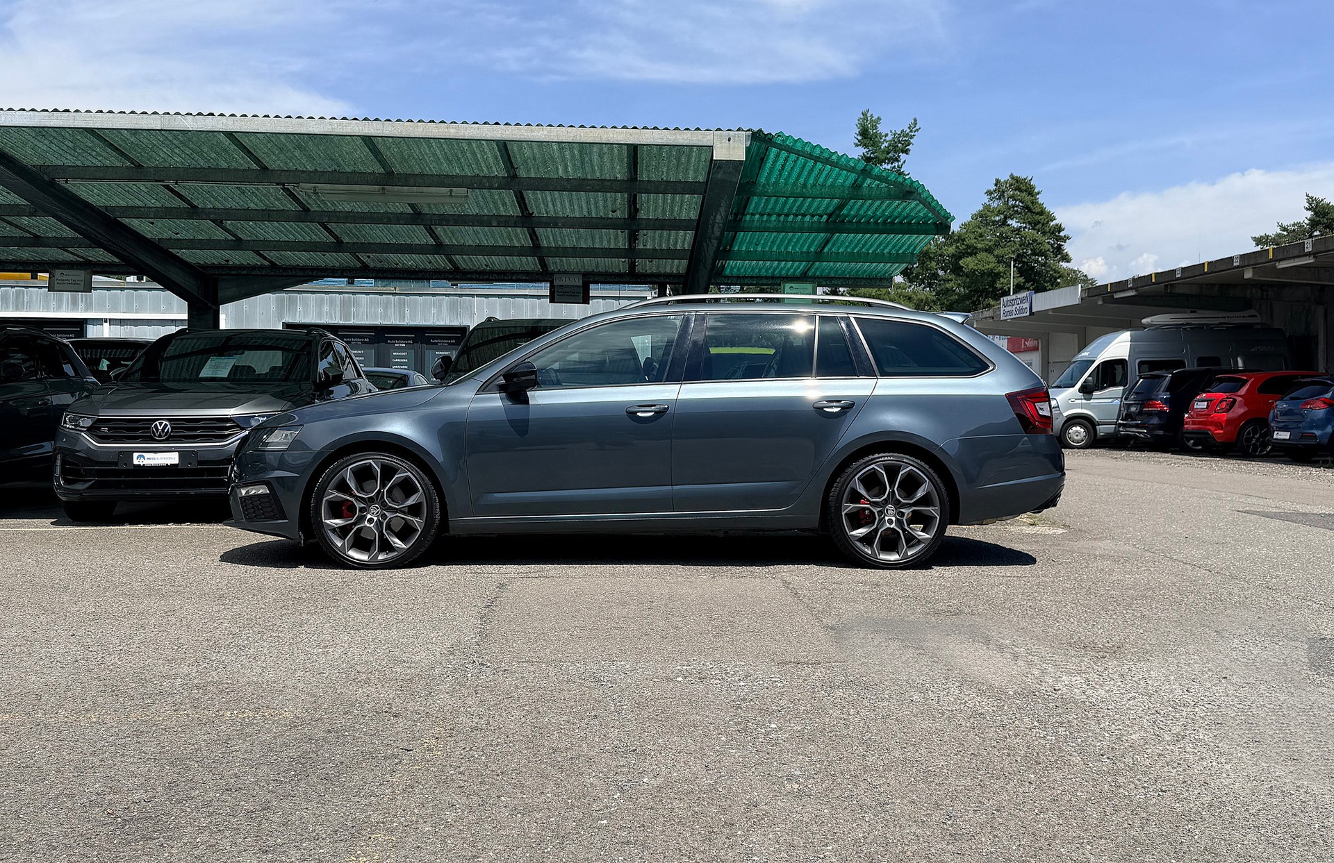 SKODA Octavia Combi 2.0 TDI RS 4x4 DSG-image-14