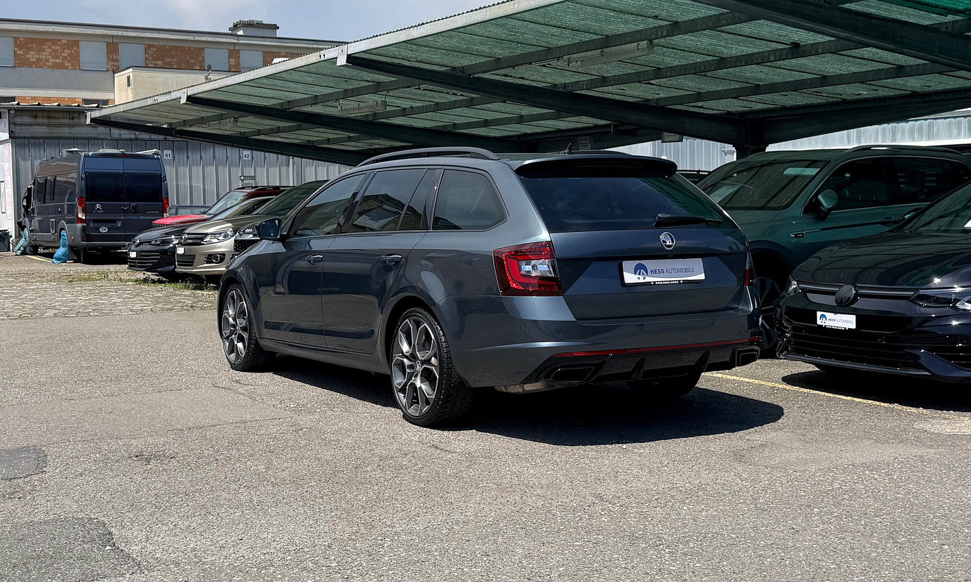 SKODA Octavia Combi 2.0 TDI RS 4x4 DSG-showroom-element-3