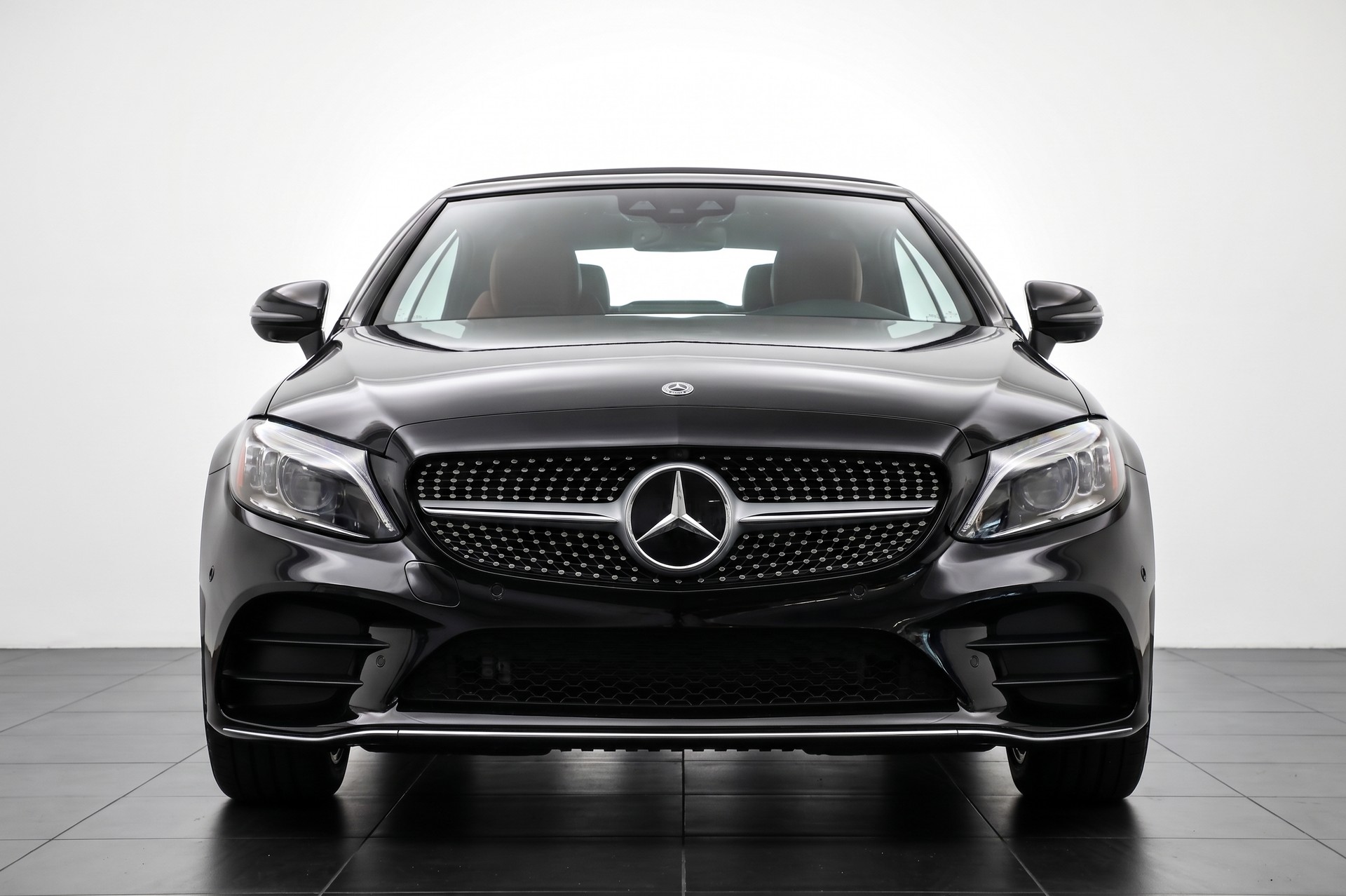 MERCEDES-BENZ C 200 Cabriolet 4Matic 9G-Tronic-showroom-element-1