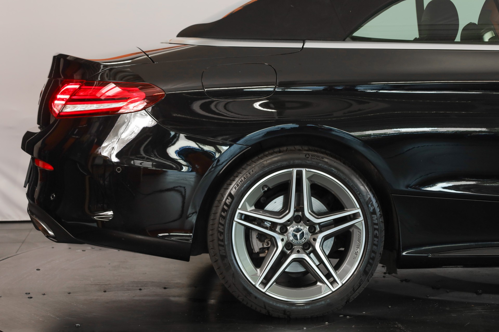 MERCEDES-BENZ C 200 Cabriolet 4Matic 9G-Tronic-image-21