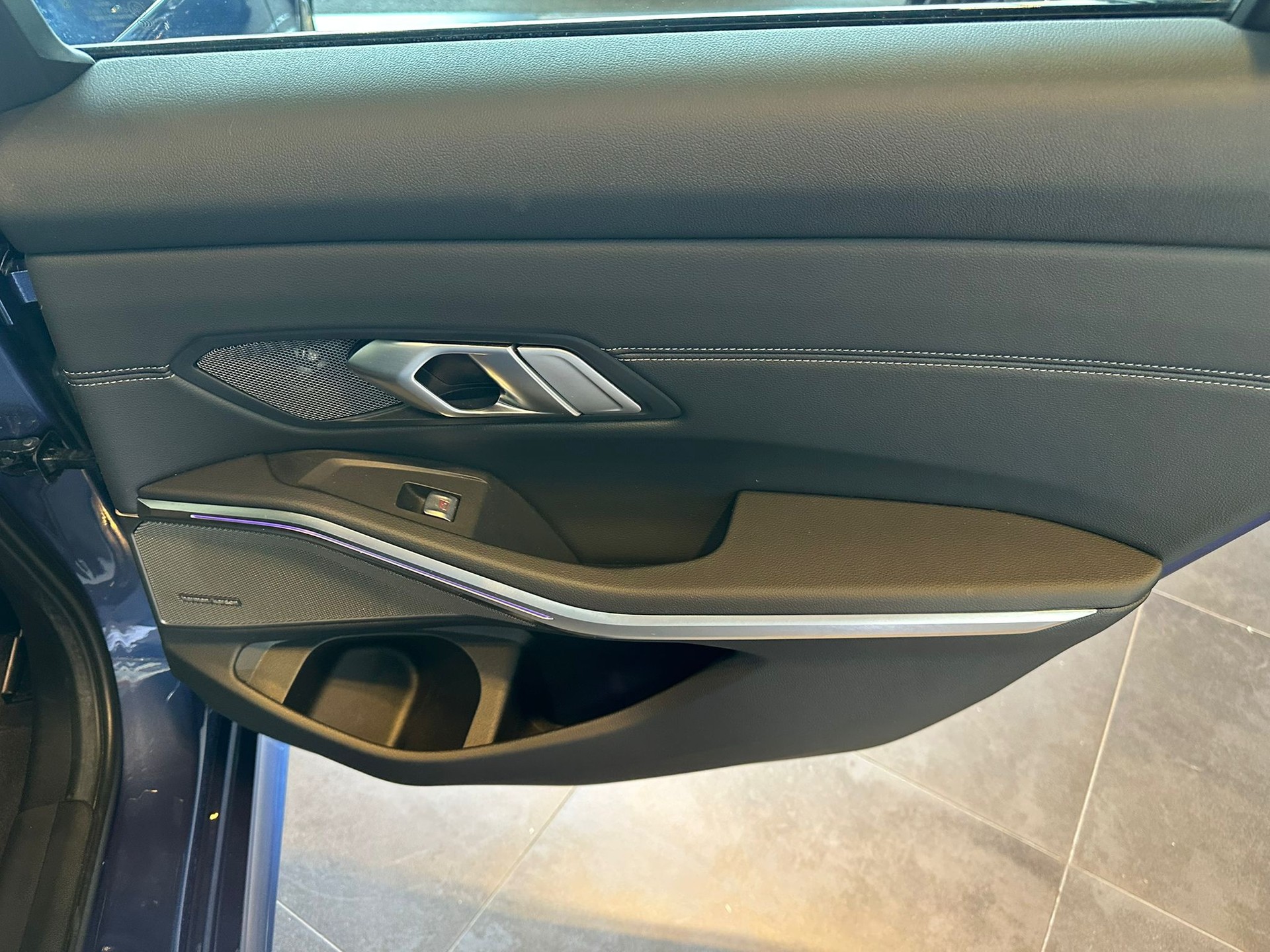 BMW-ALPINA B3 BiTurbo 3.0 xDrive Switch-Tronic-image-21