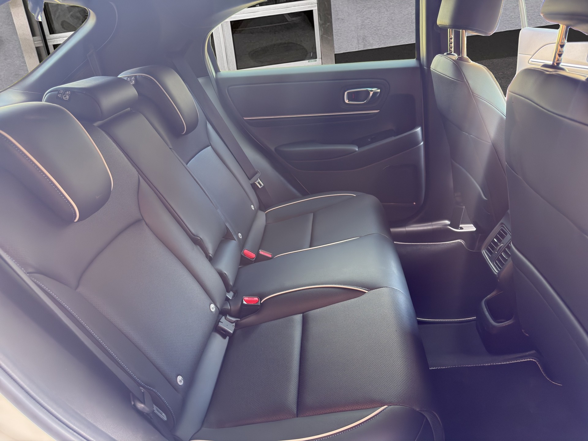 HONDA Ny1 Elegance-image-18