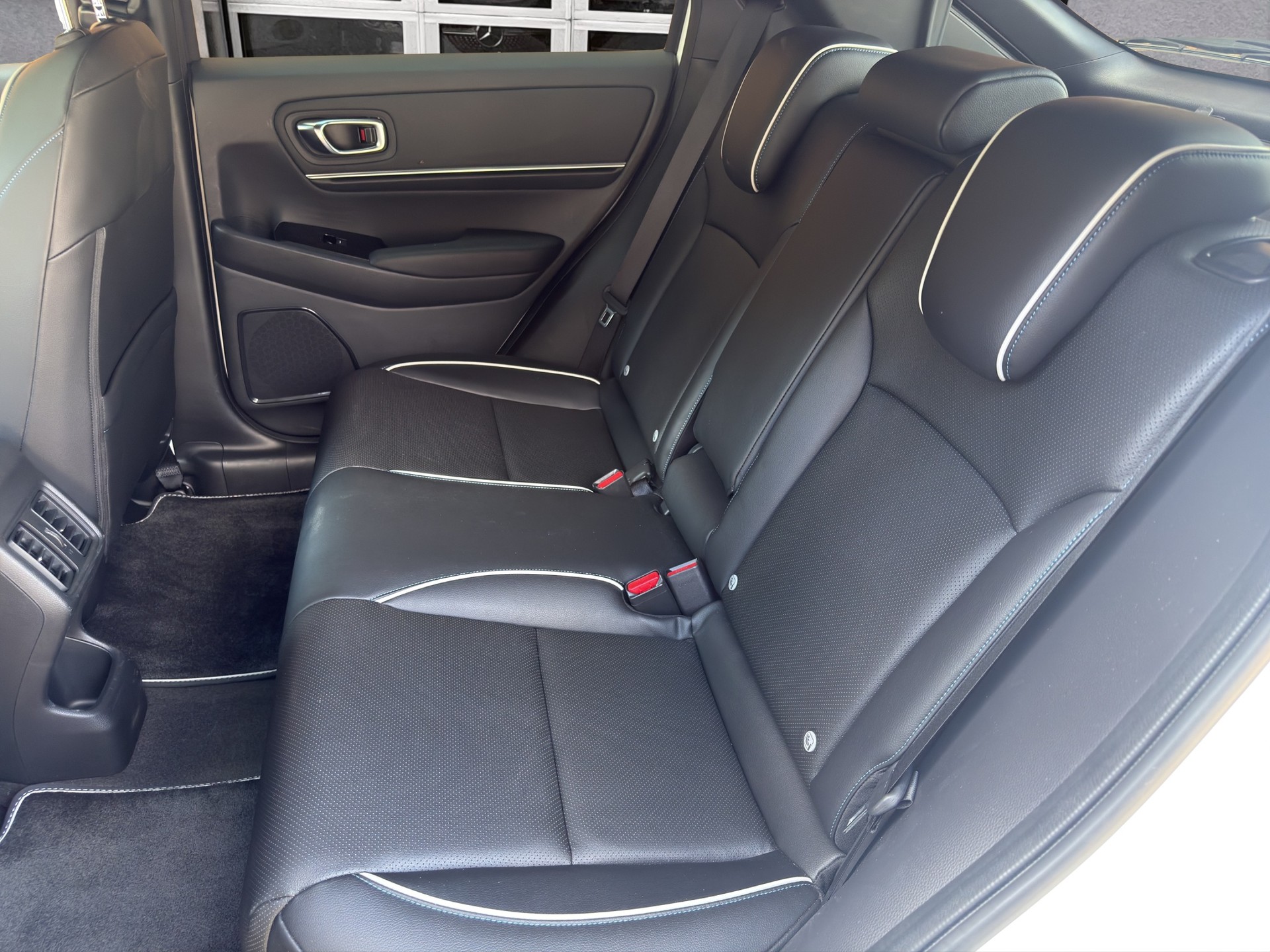 HONDA Ny1 Elegance-image-16