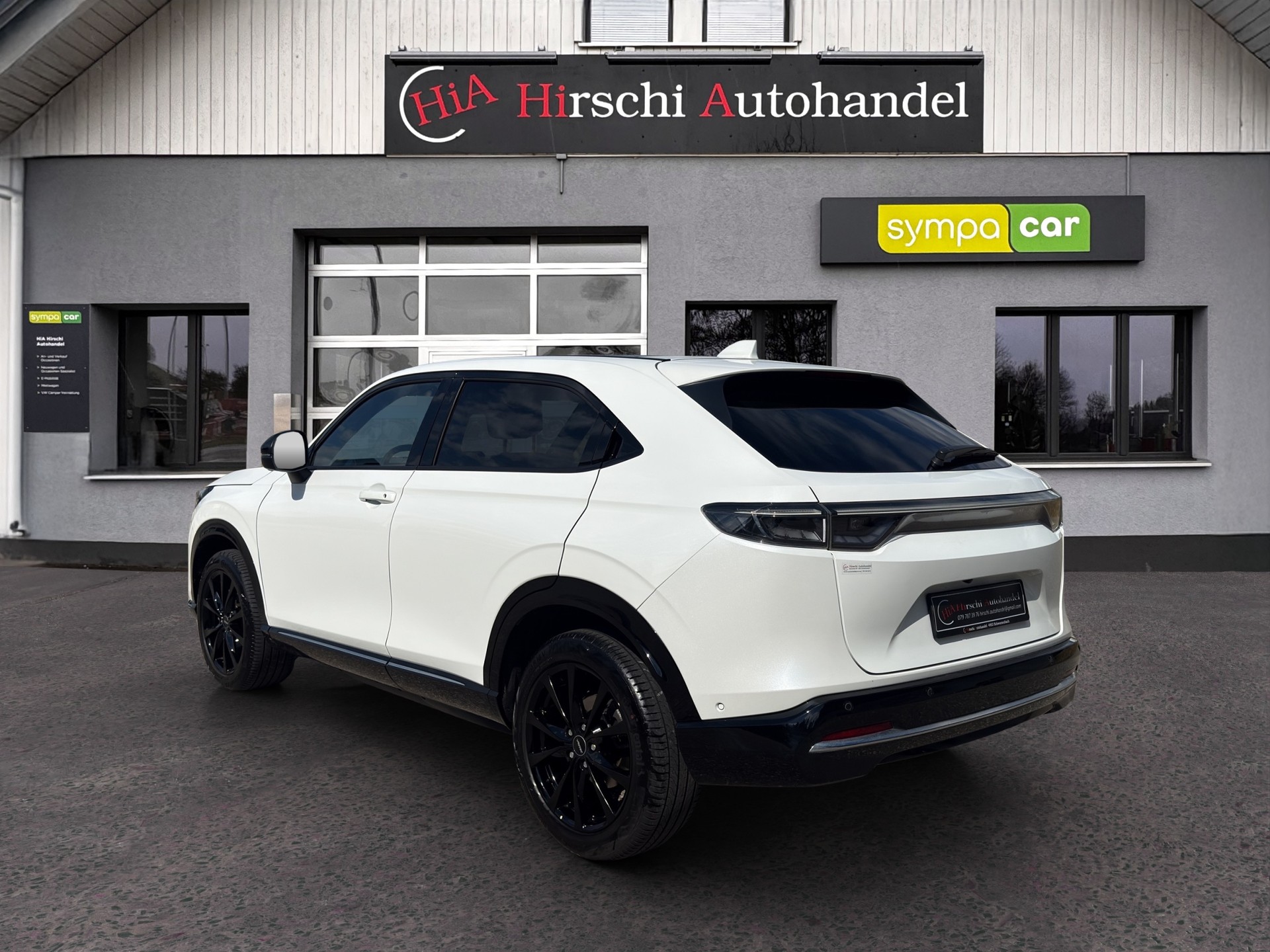 HONDA Ny1 Elegance-image-6