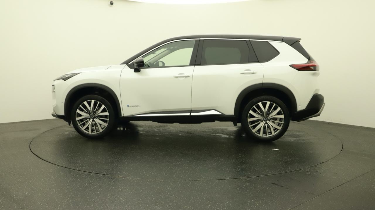 NISSAN X-Trail 1.5 VC-T e-Power 4WD 7 Sitze Tekna-showroom-element-1
