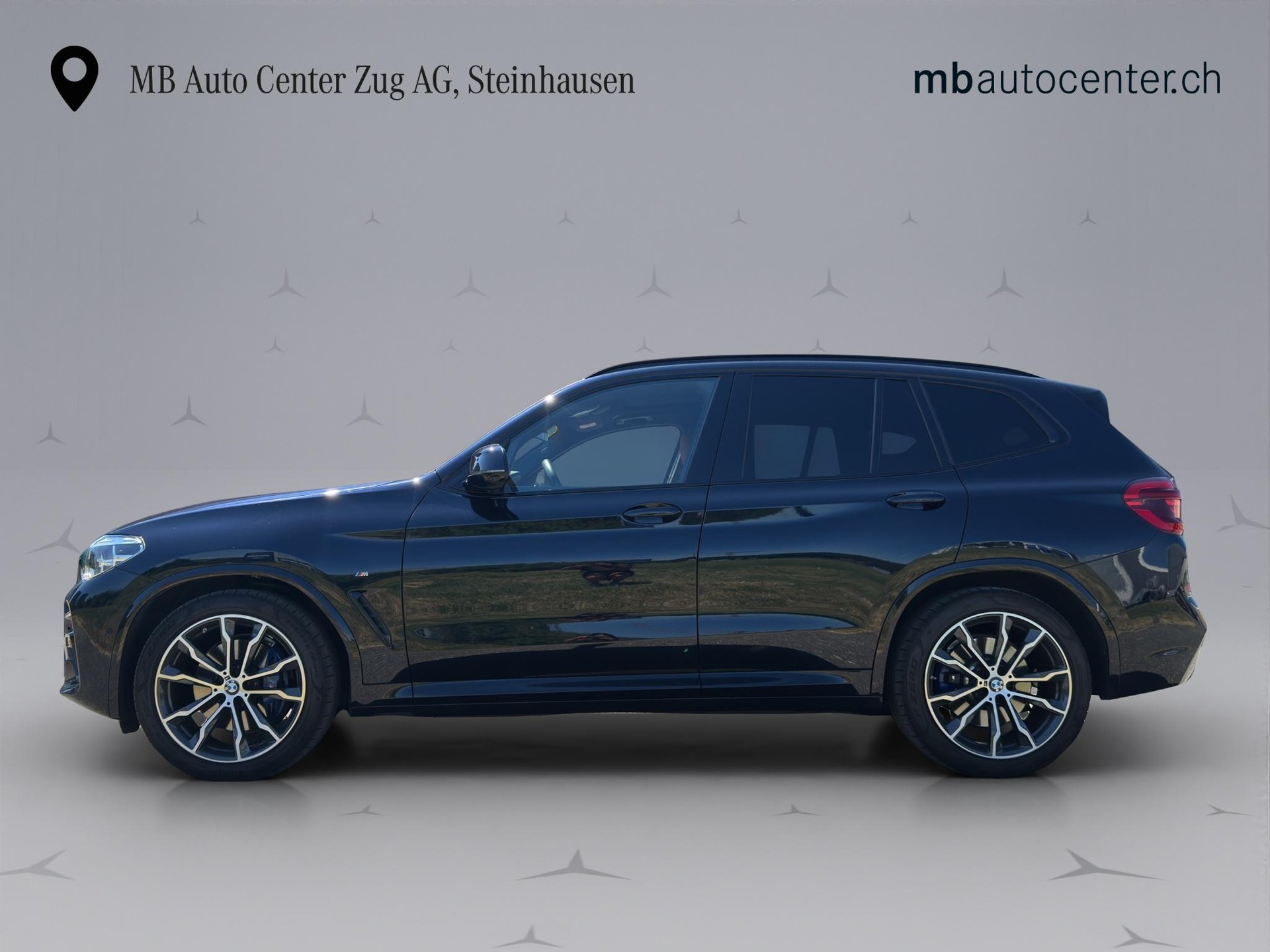 BMW X3 M40i-showroom-element-1