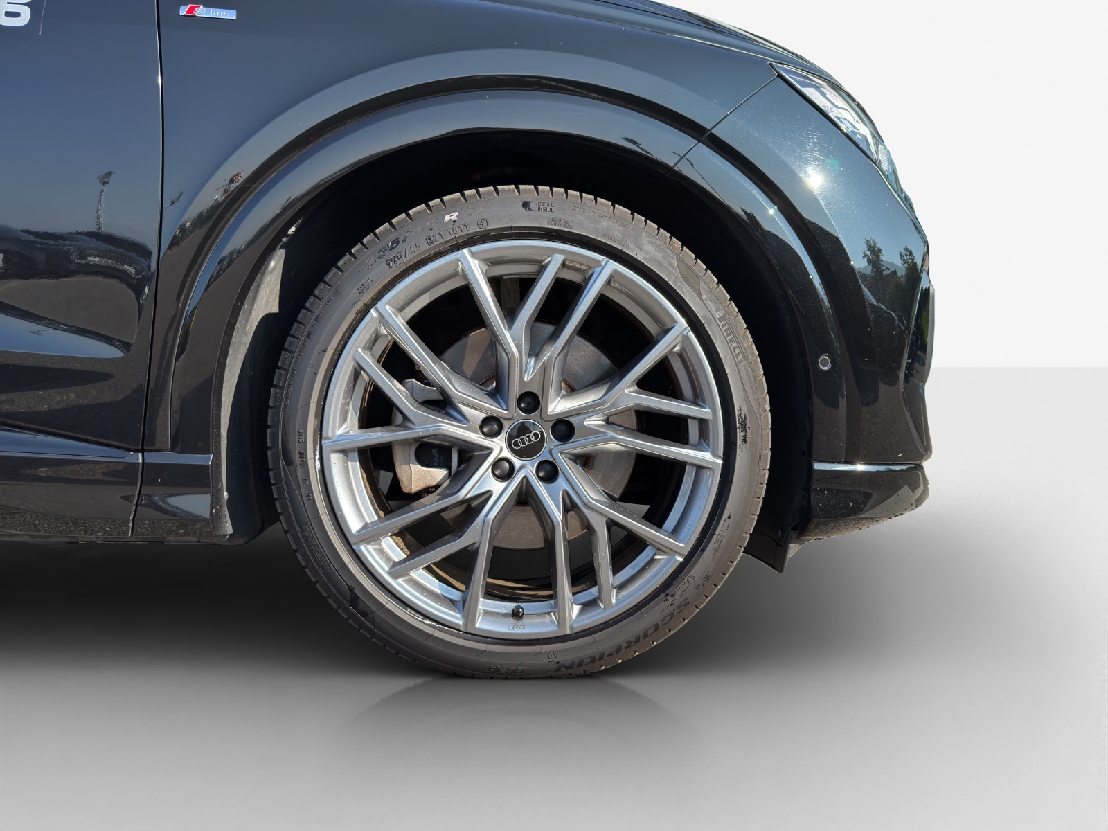AUDI Q4 Sportback e-tron 50 quattro-image-5