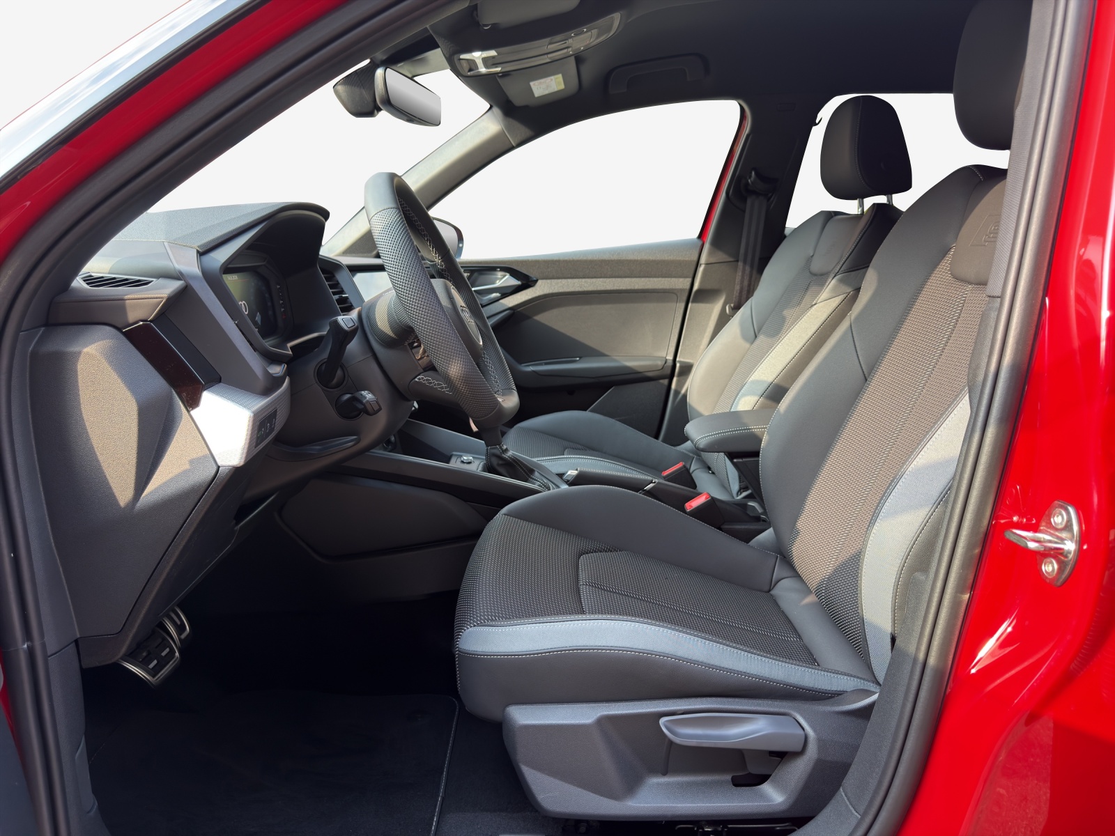 AUDI A1 Sportback 30 TFSI S Line Attraction S-tronic-image-7