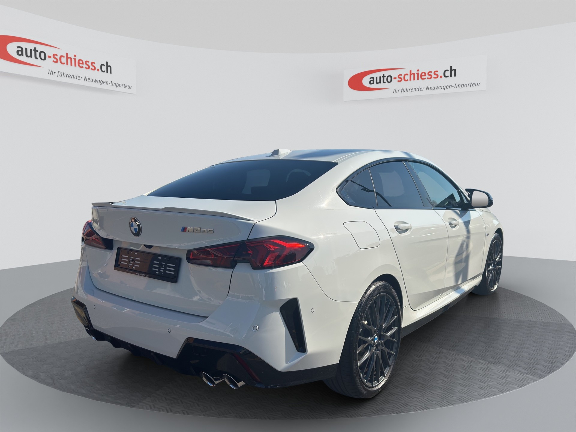 BMW M235 xDrive Gran Coupé Shadow Line-image-4