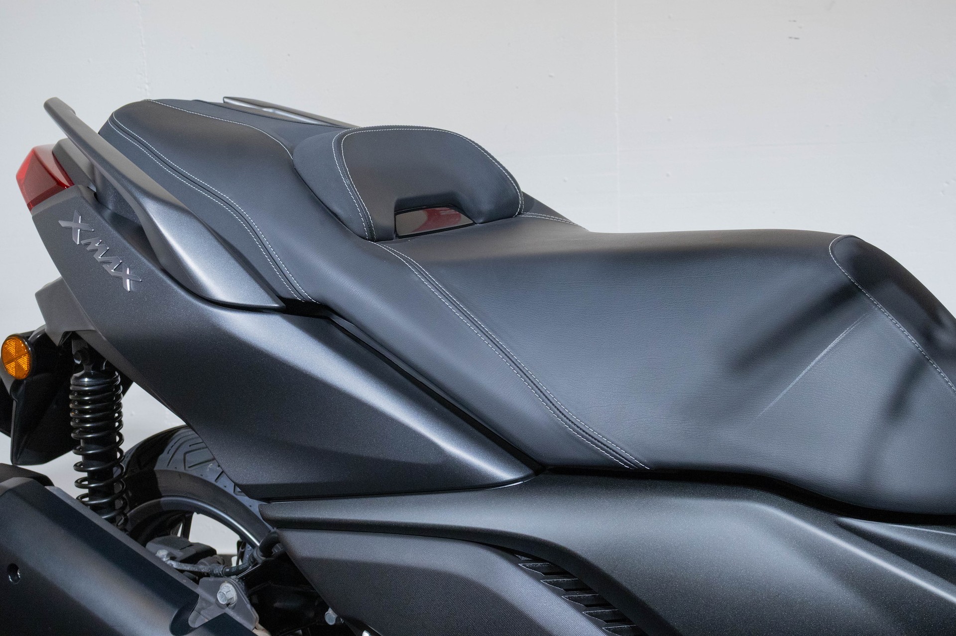 YAMAHA XMAX 300-image-13