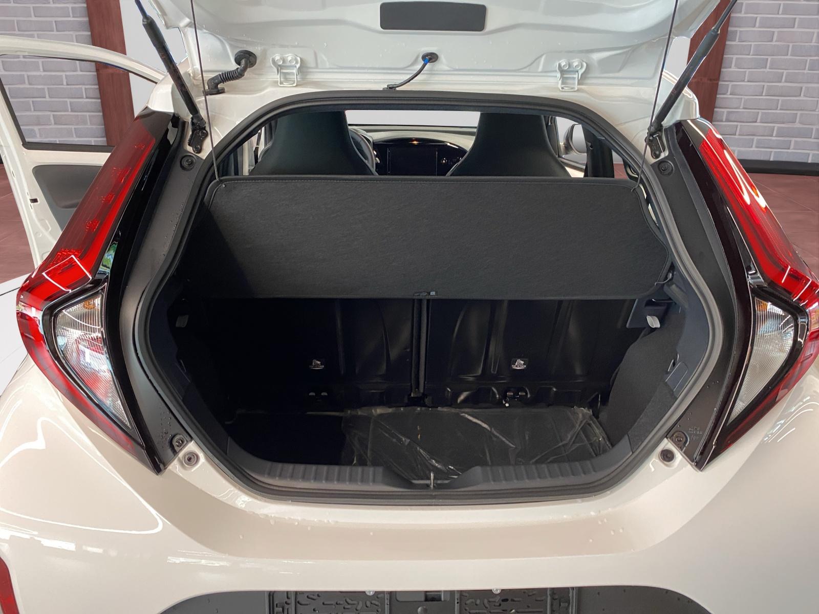 TOYOTA Aygo X 1.5 VVT-i HSD Comfort-image-10