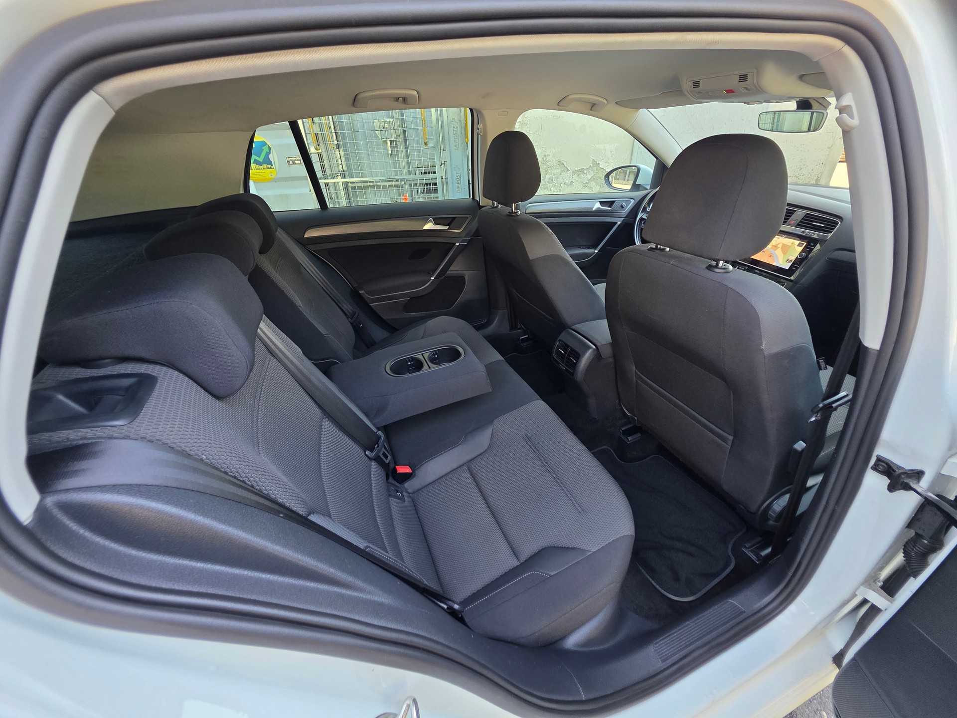 VW e-Golf-image-23