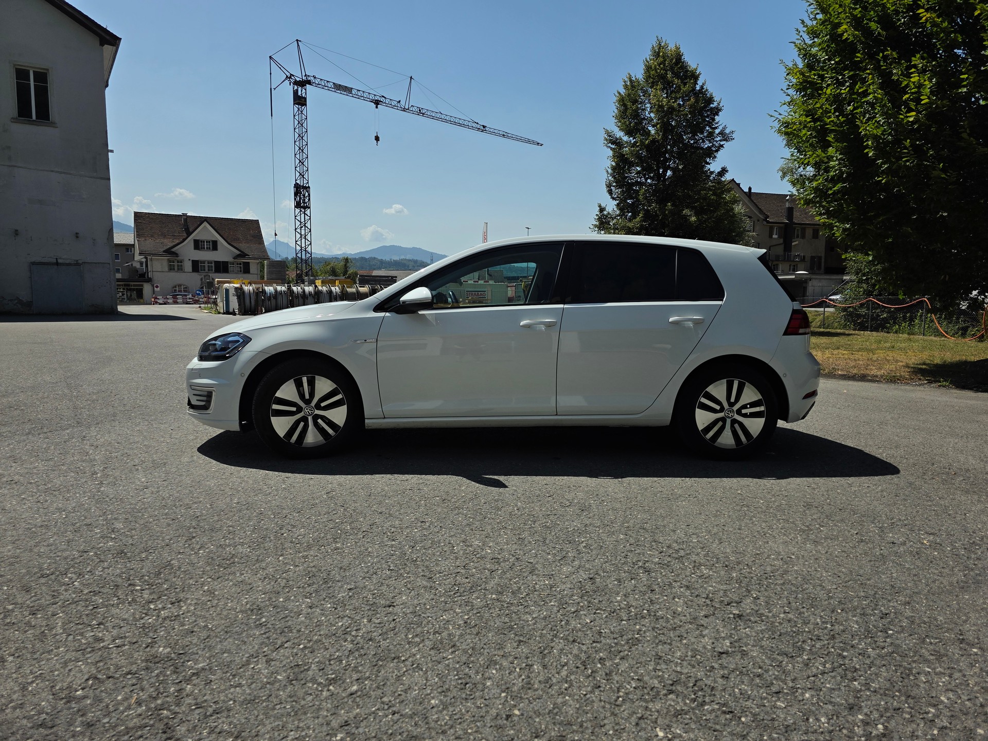 VW e-Golf-image-12