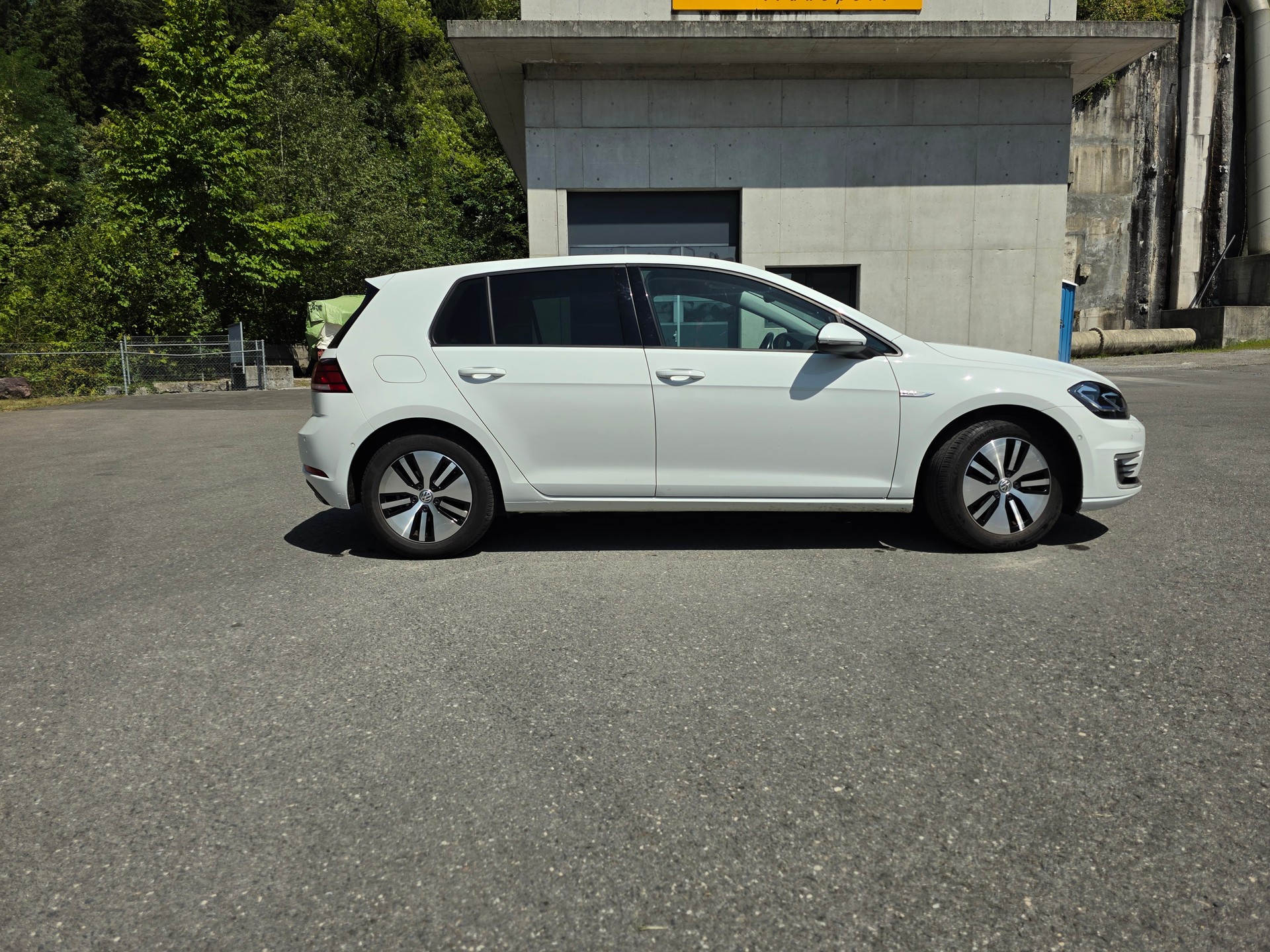 VW e-Golf-image-11