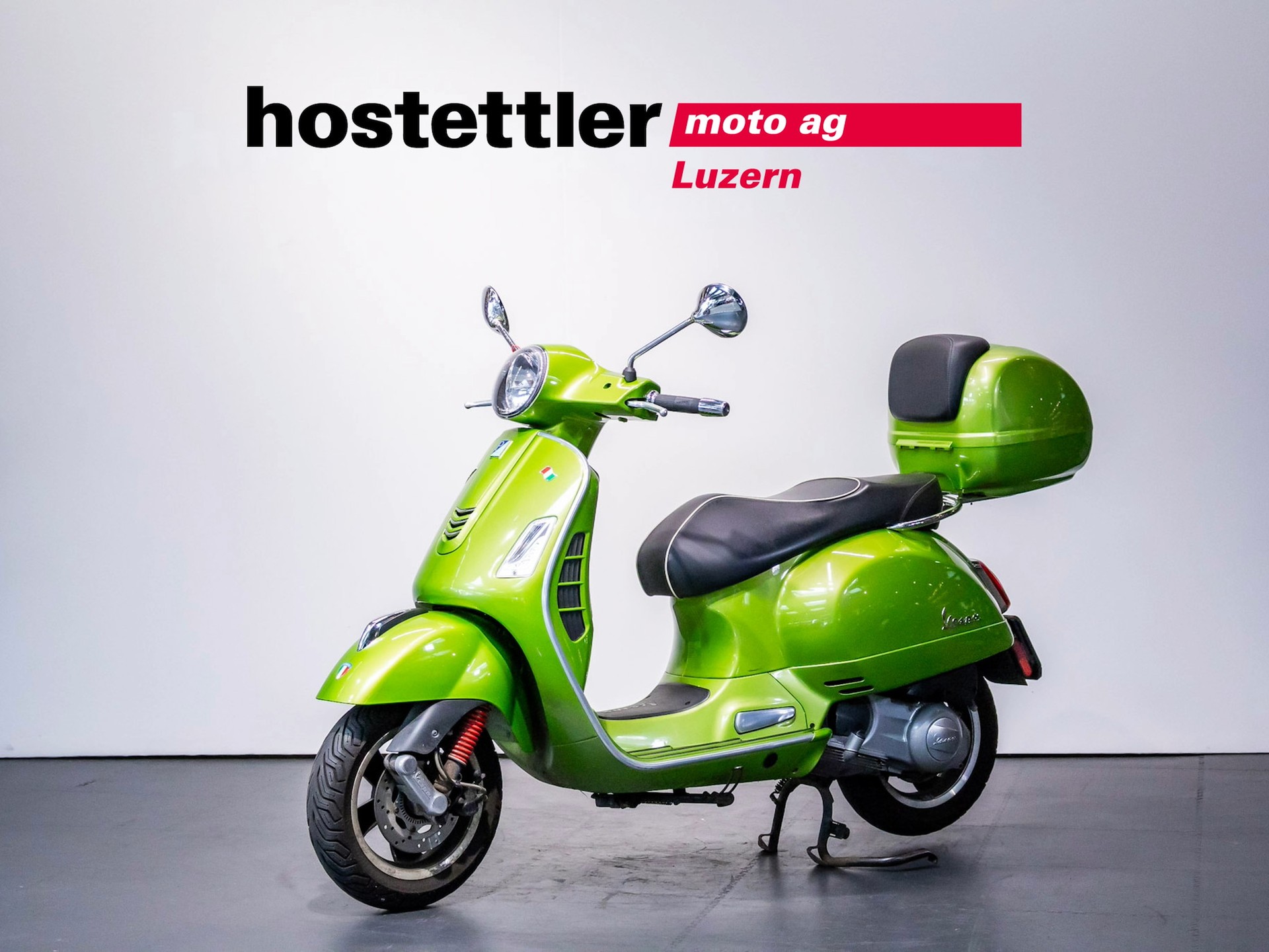 PIAGGIO Vespa 300 GTS Super-image-1