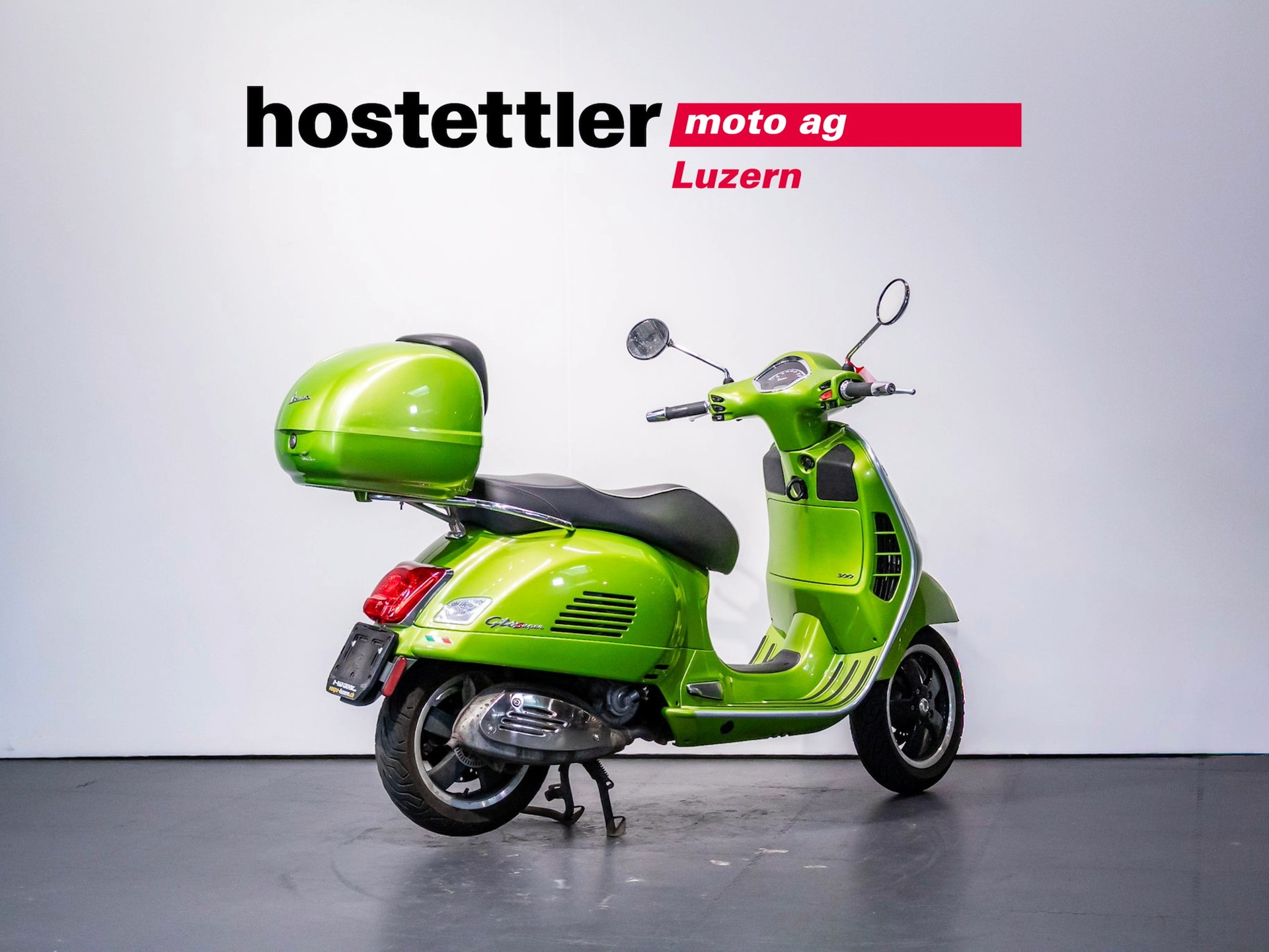 PIAGGIO Vespa 300 GTS Super-image-2