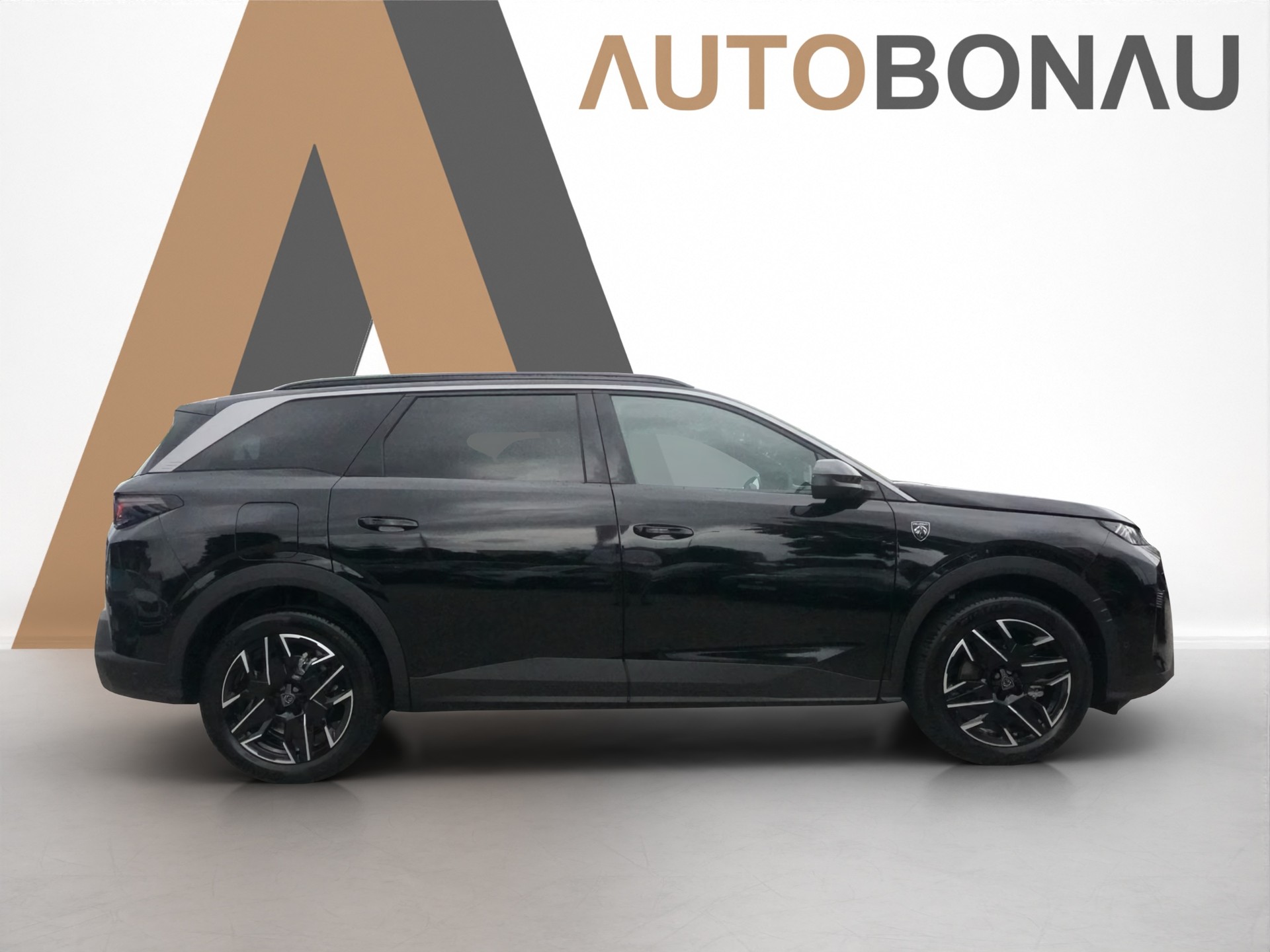 PEUGEOT 5008 1.2 Hybrid e-DCS6 GT Exclusive 7 Plätzer Anhängerkupplung-image-31