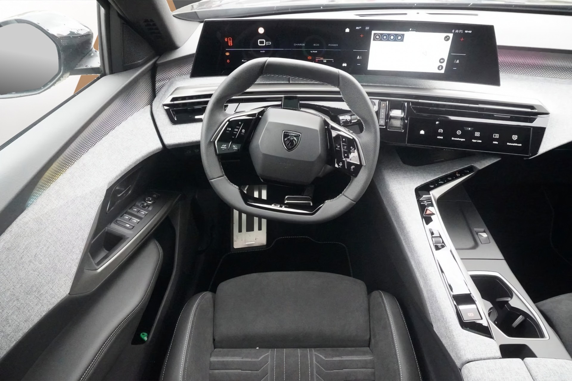 PEUGEOT 5008 1.2 Hybrid e-DCS6 GT Exclusive 7 Plätzer Anhängerkupplung-image-9
