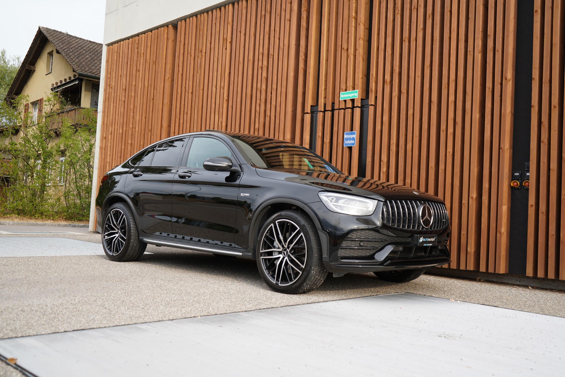 MERCEDES-BENZ GLC COUPÉ 43 AMG BLACK 4MATIC 9G-TRONIC l 390 PS-image-5