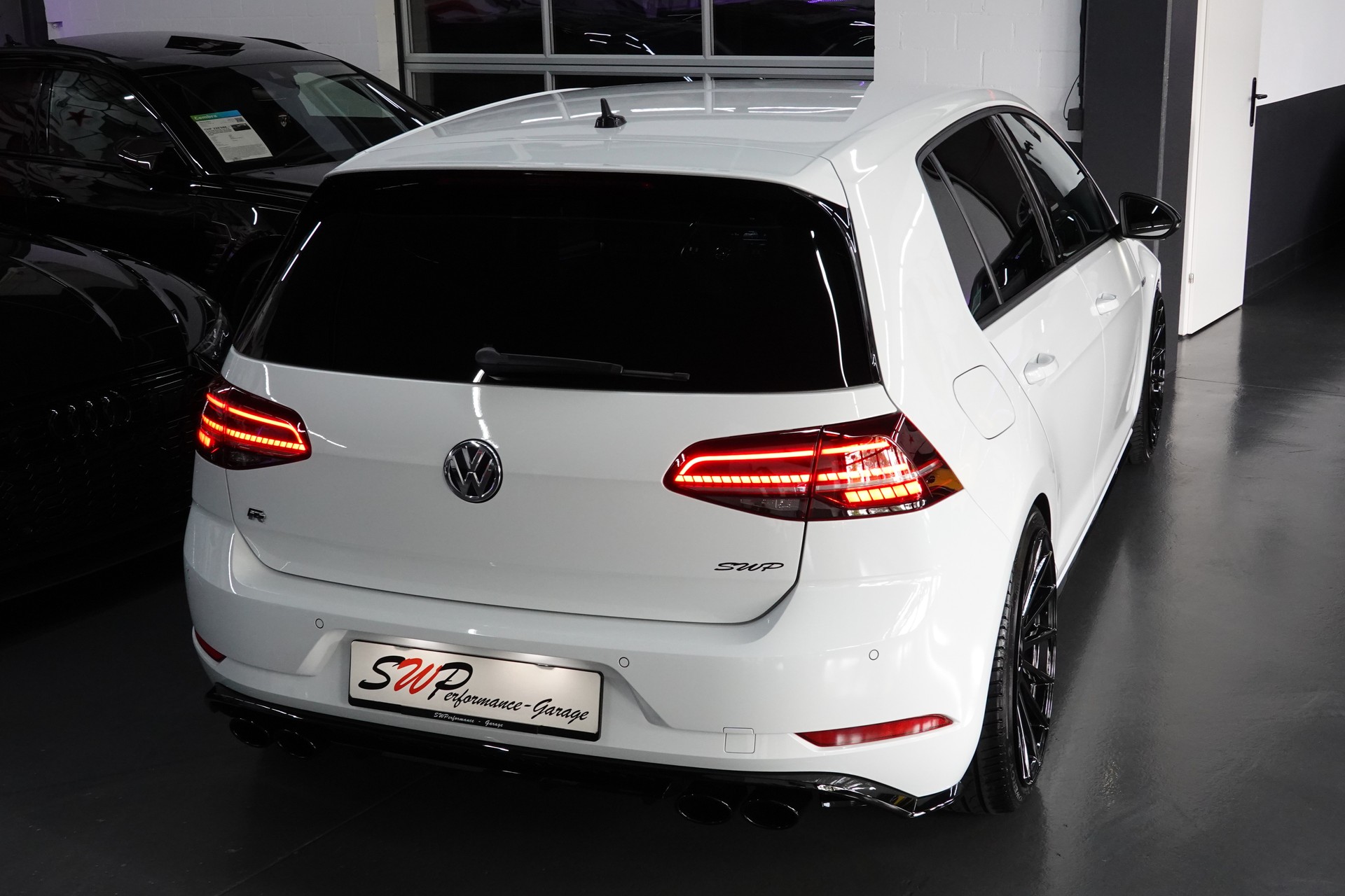 VW GOLF 2.0 TSI R 4MOTION DSG CH-FZ APR RACE ON-image-24