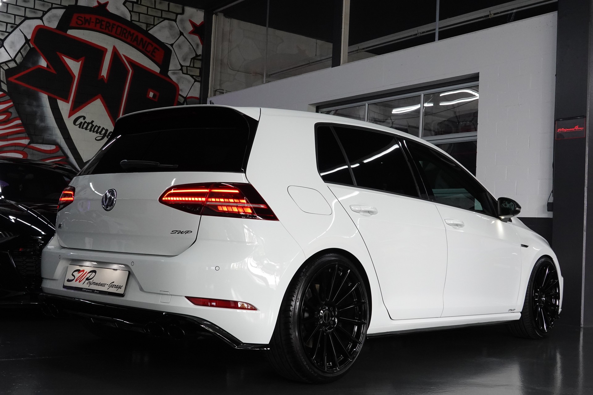 VW GOLF 2.0 TSI R 4MOTION DSG CH-FZ APR RACE ON-image-22