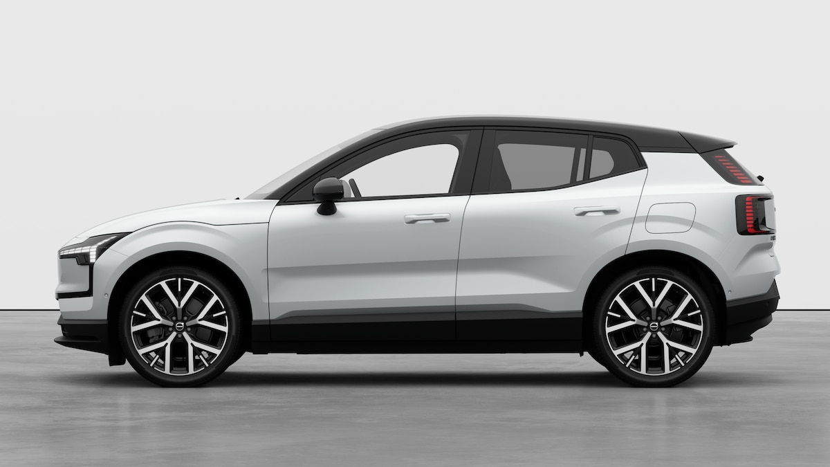 VOLVO EX 30 E60 Twin Ultra Performance Sw. Black Ed. AWD-showroom-element-2