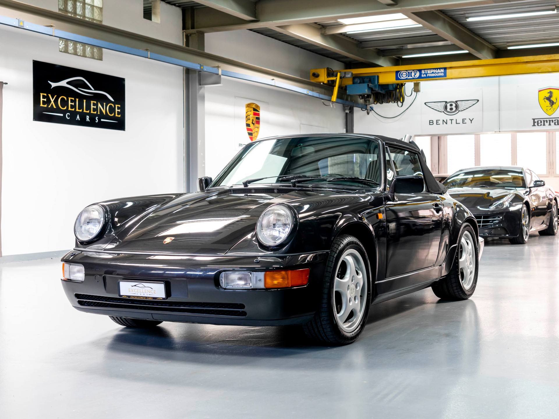 PORSCHE 911 Carrera 4 Cabrio