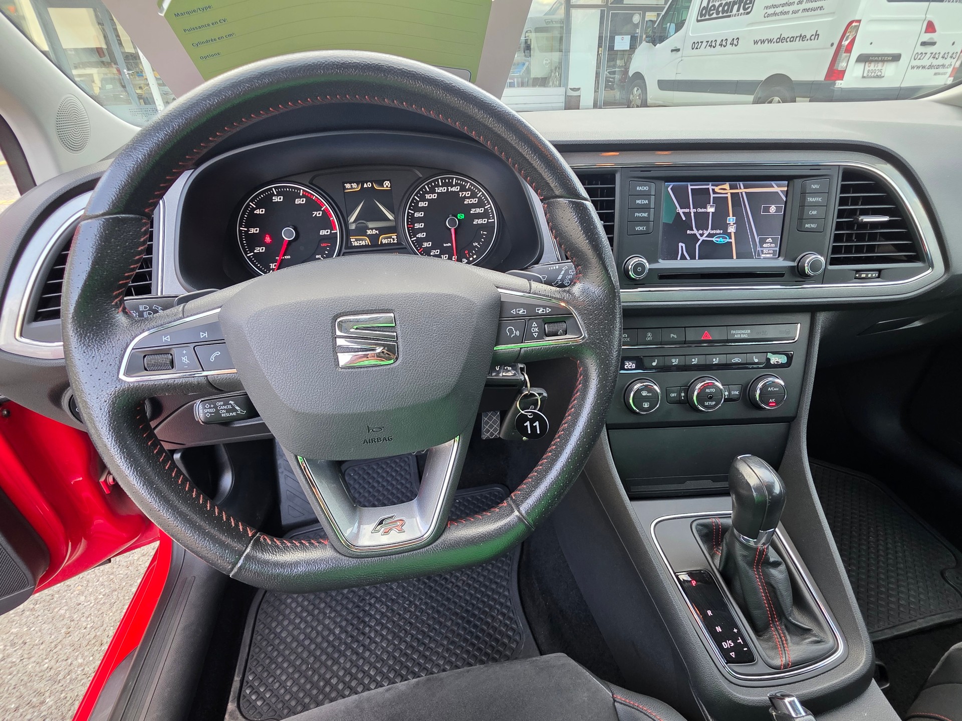 SEAT Leon SC 1.8 TSI FR DSG-image-8