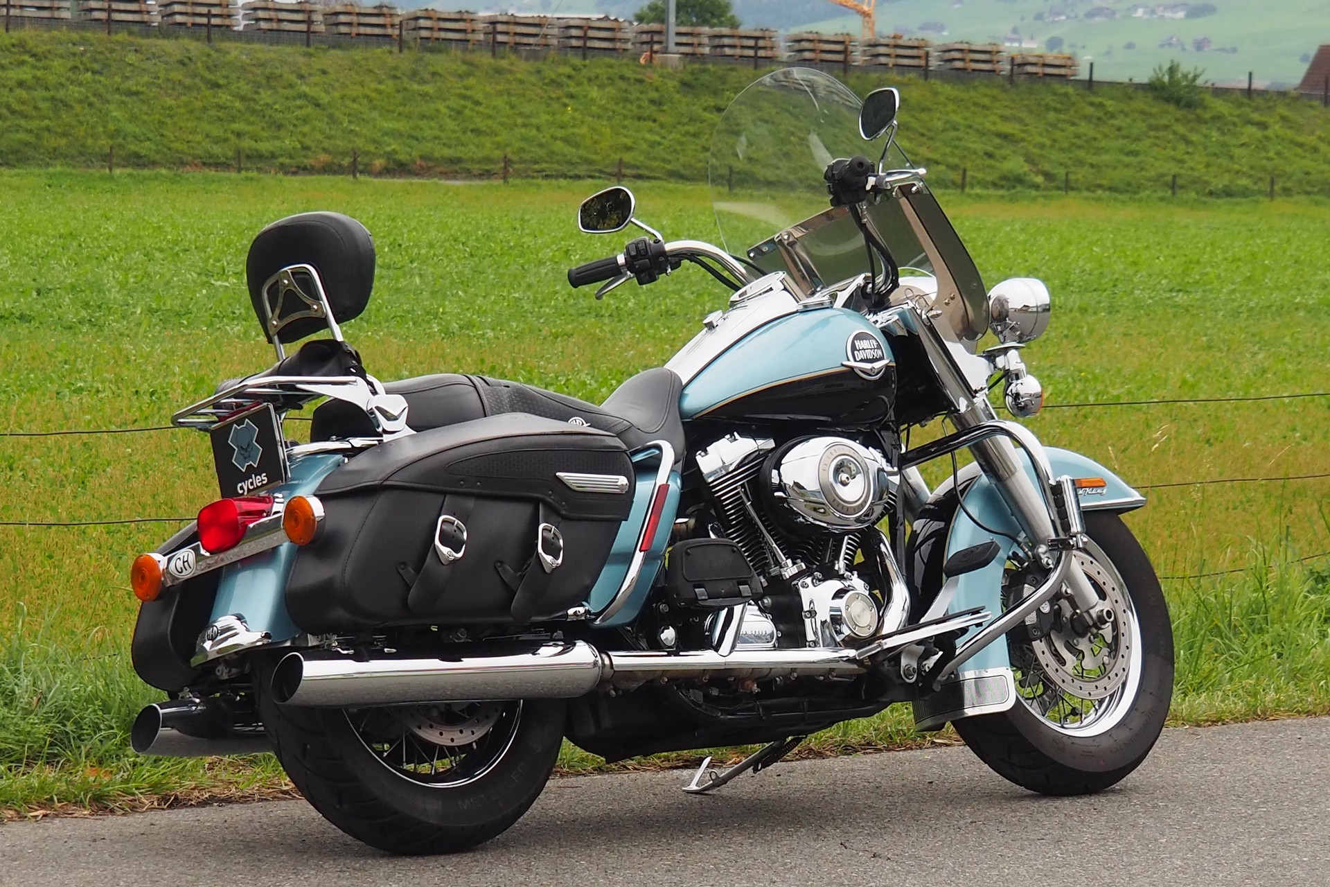 HARLEY-DAVIDSON FLHRC Road King Classic ABS-image-4