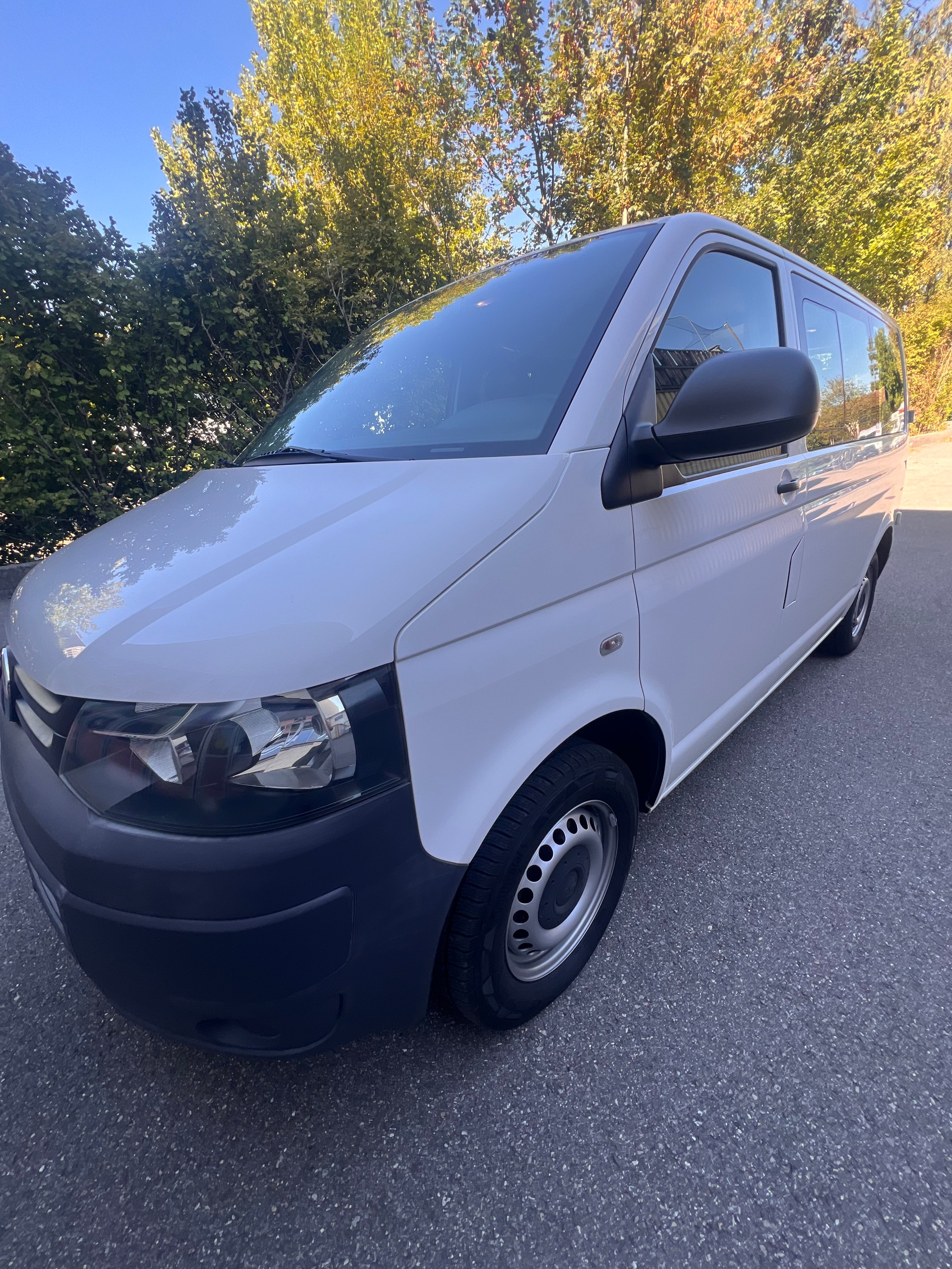 VW T5 2.0 TDI BMT DSG-showroom-element-2