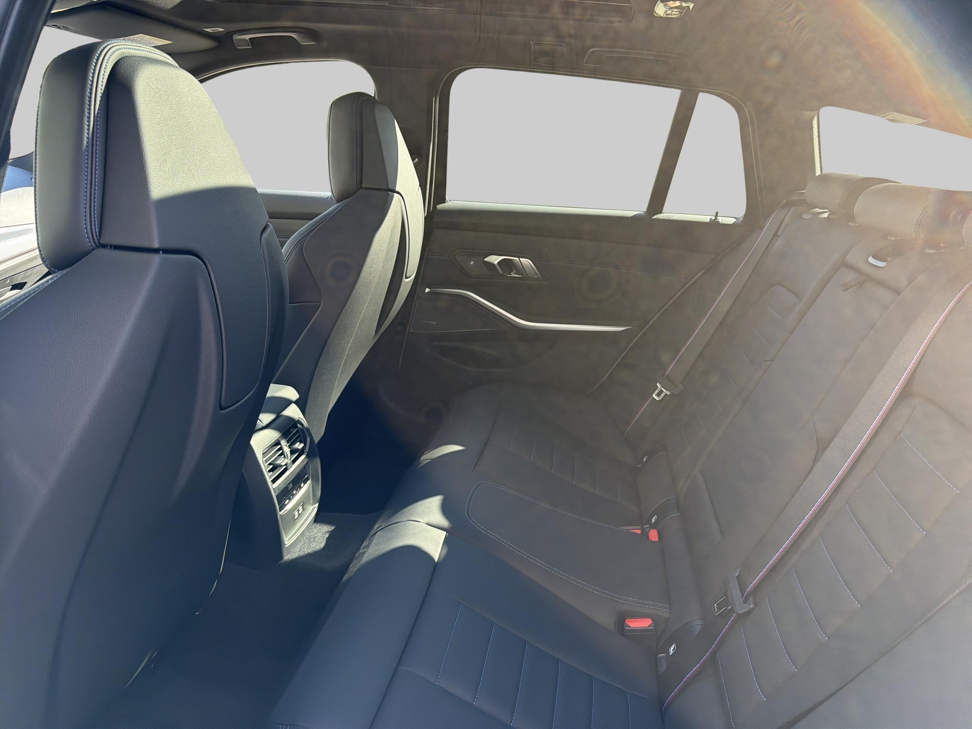 BMW M340i xDr 48V T MSportPro-image-12
