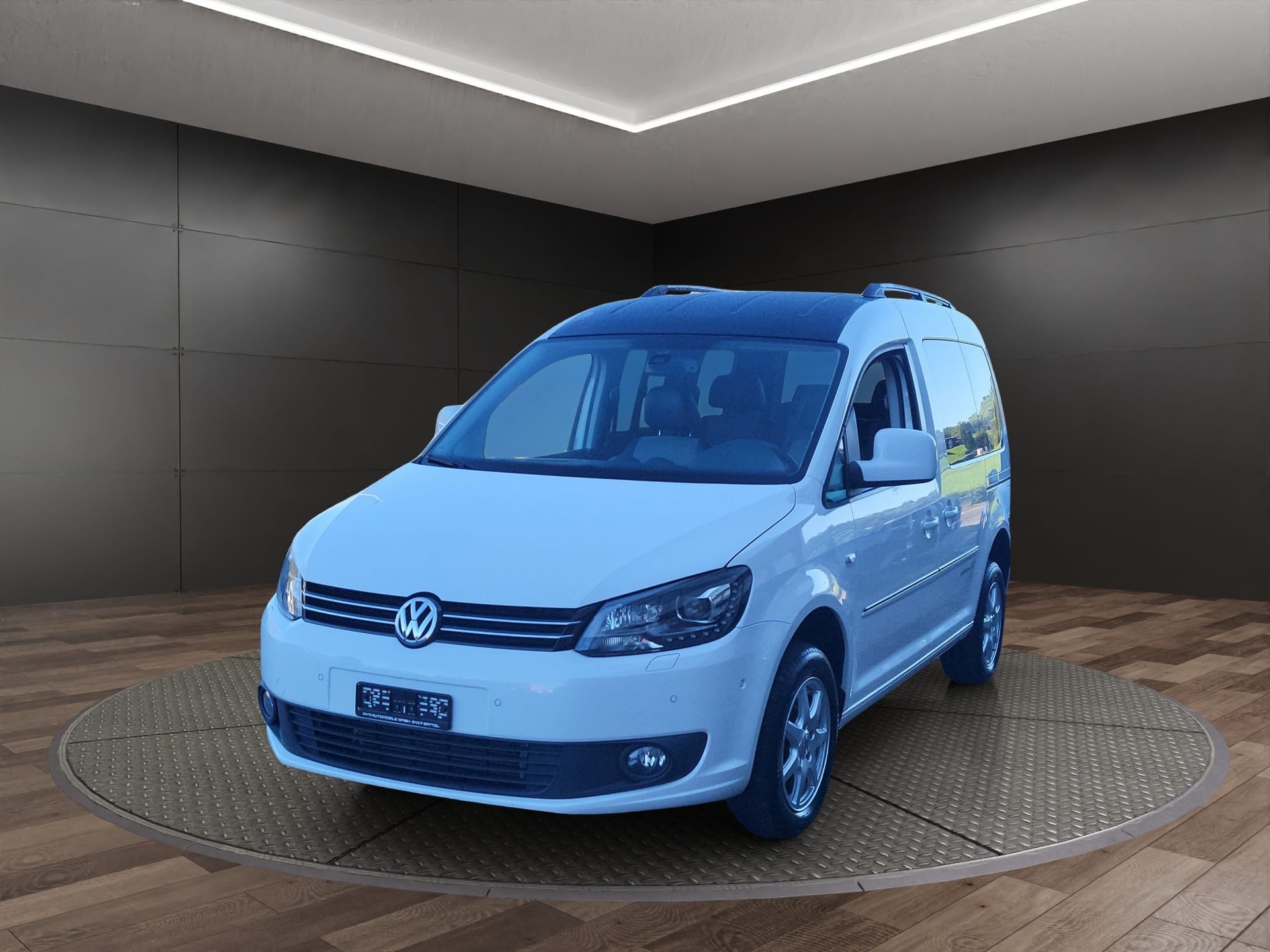 VW Caddy 2.0 TDI 4Motion Trendline Edition 30-showroom-element-1