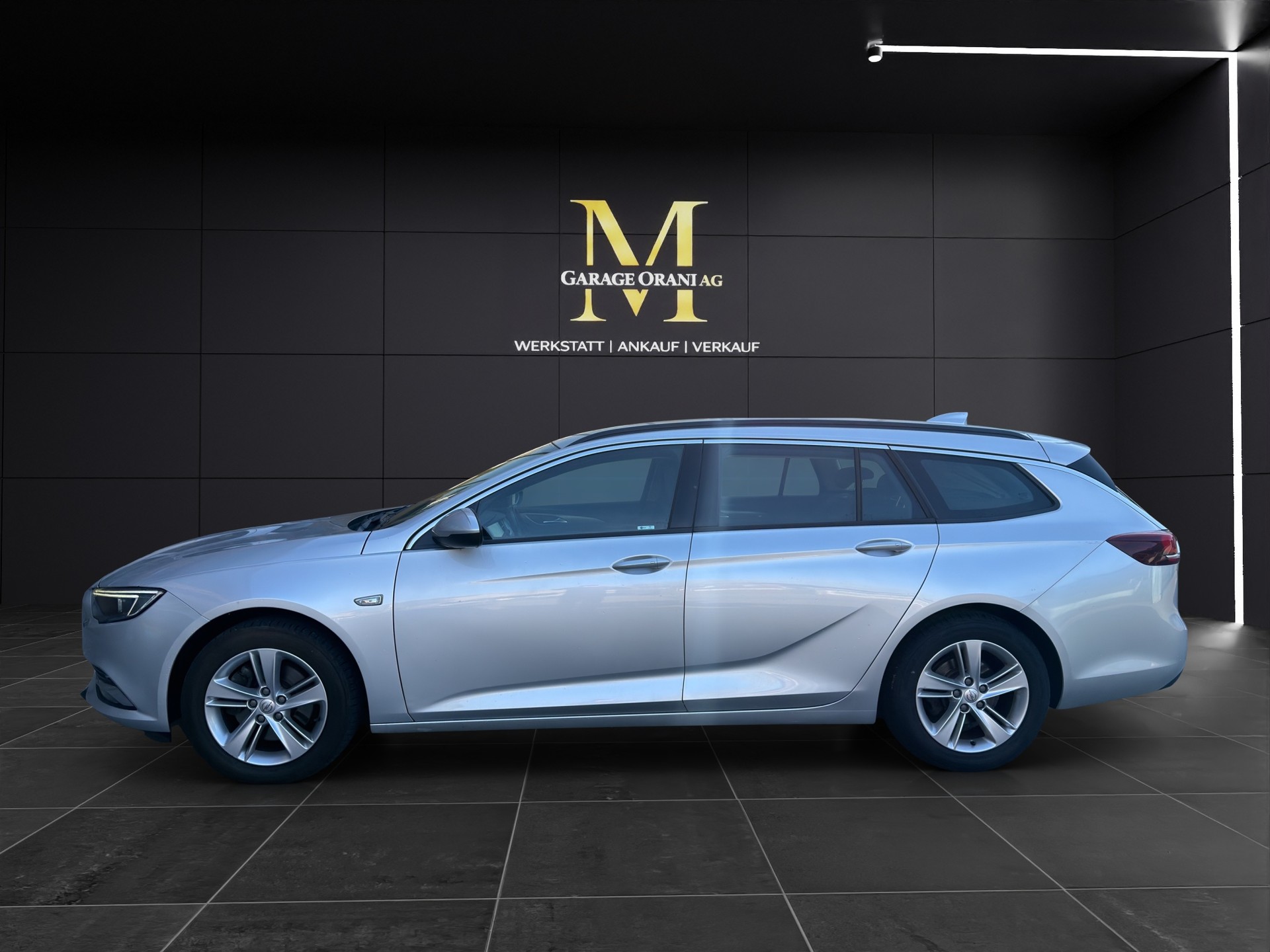 OPEL Insignia 1.5 T Sports Tourer Edition-showroom-element-1