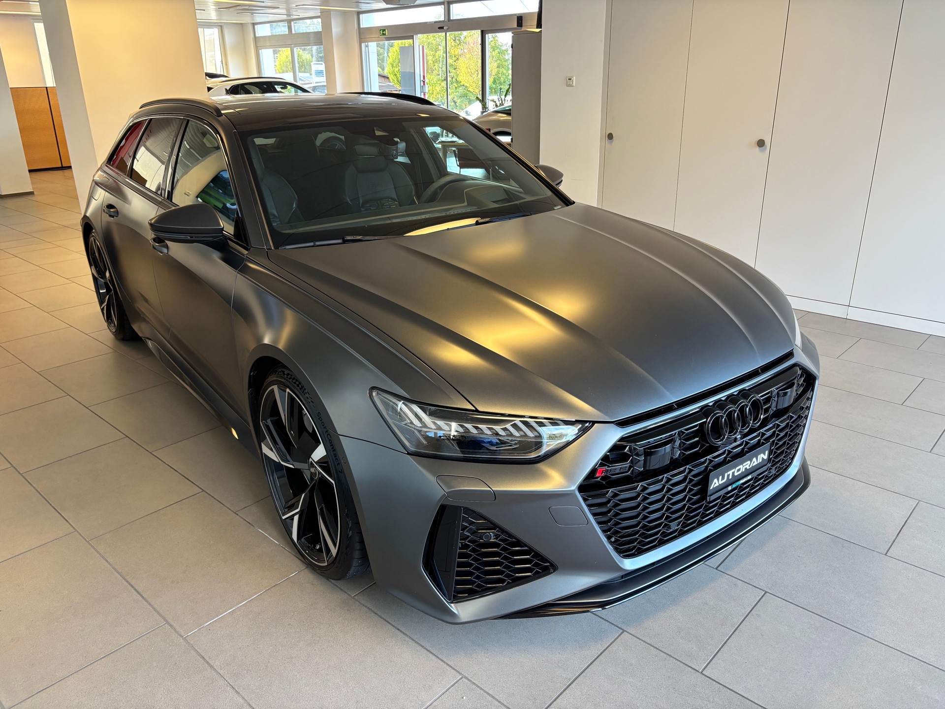 AUDI RS6 Avant 4.0 TFSI V8 quattro-showroom-element-1
