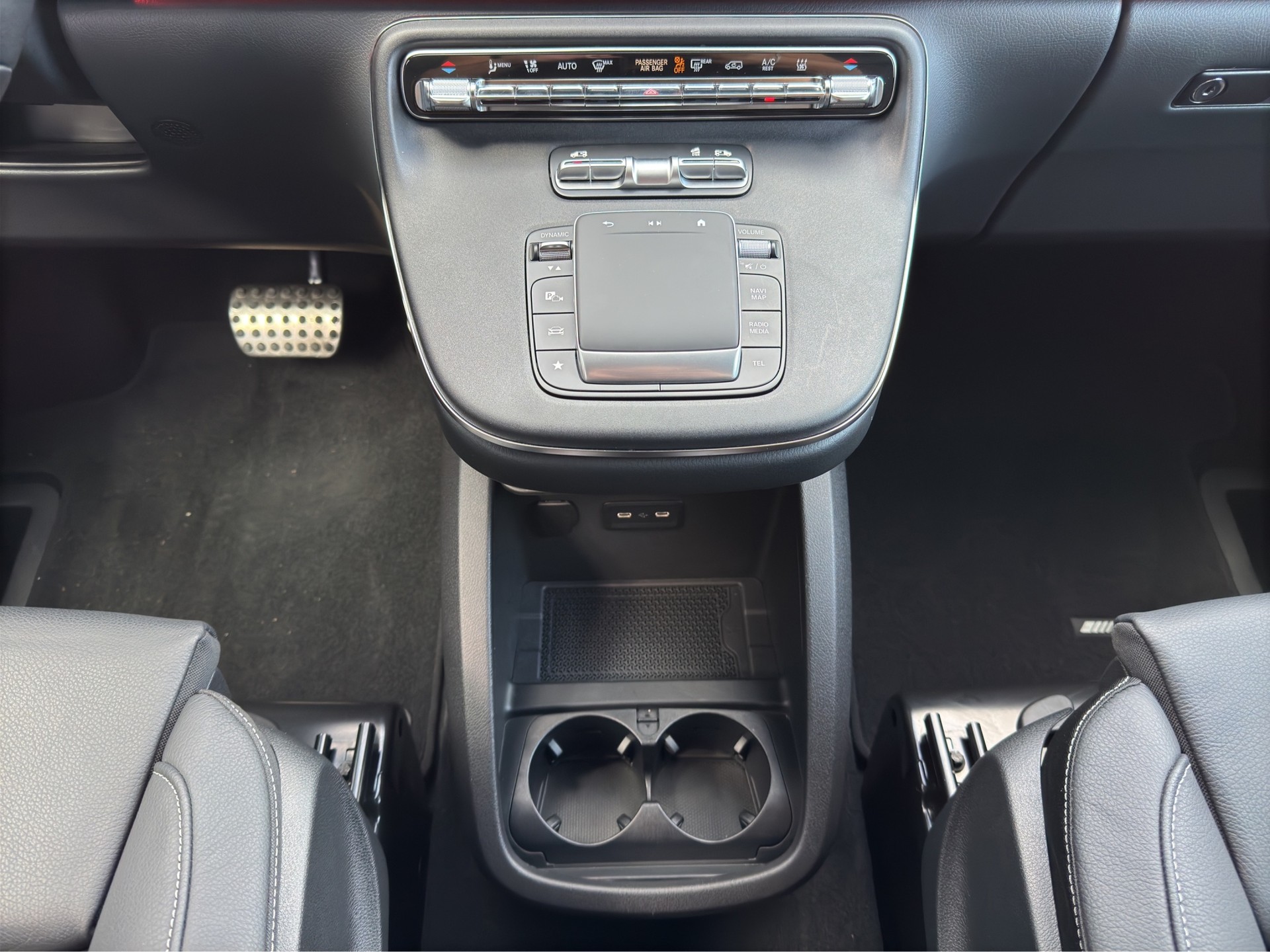MERCEDES-BENZ V 250 d AMG Line L 4Matic - Facelift-image-14