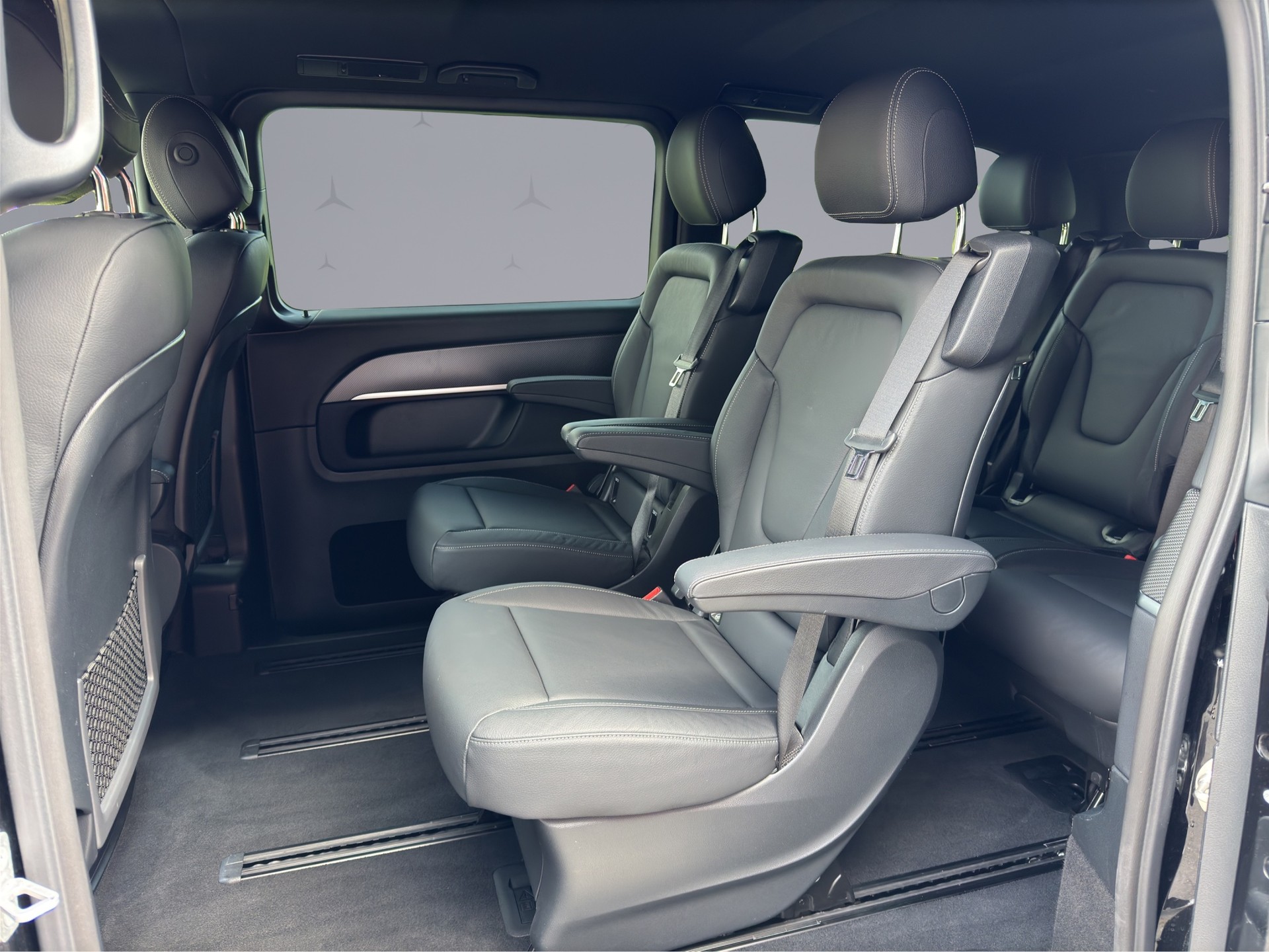 MERCEDES-BENZ V 250 d AMG Line L 4Matic - Facelift-image-12