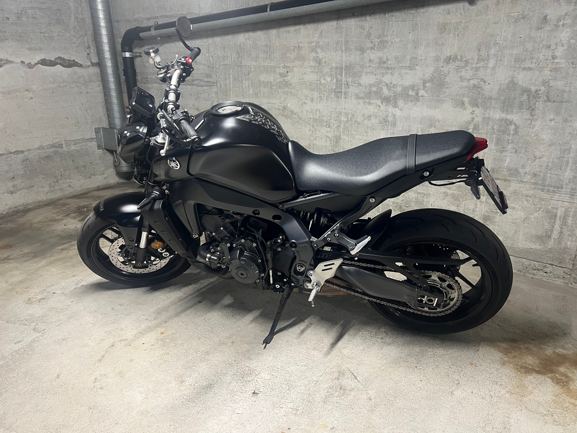 YAMAHA MT-09-image-3