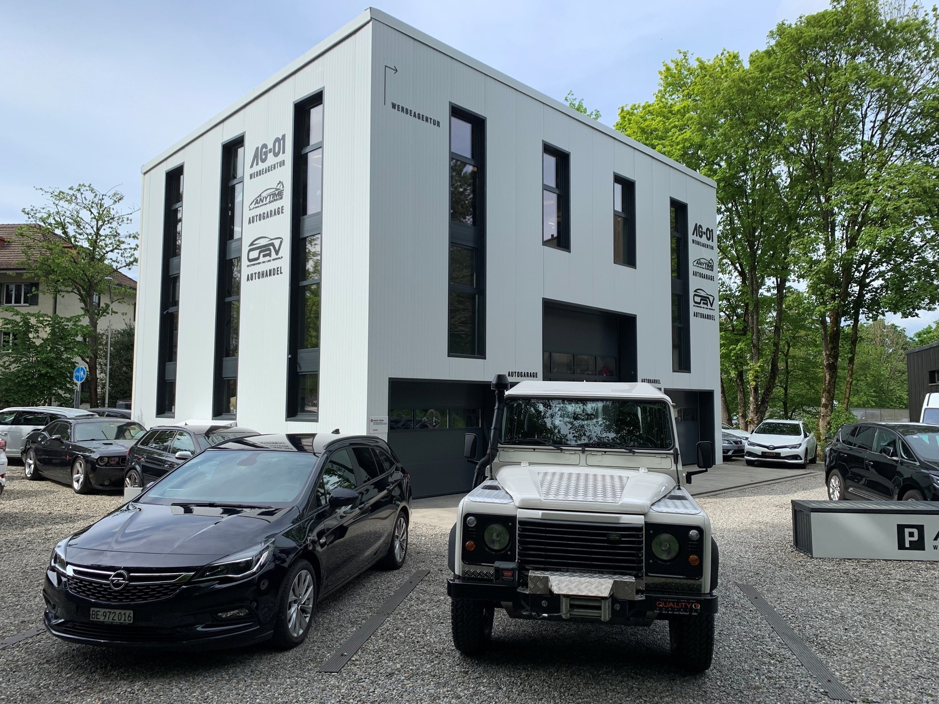 LAND ROVER Defender 110 SW 2.5 Td5