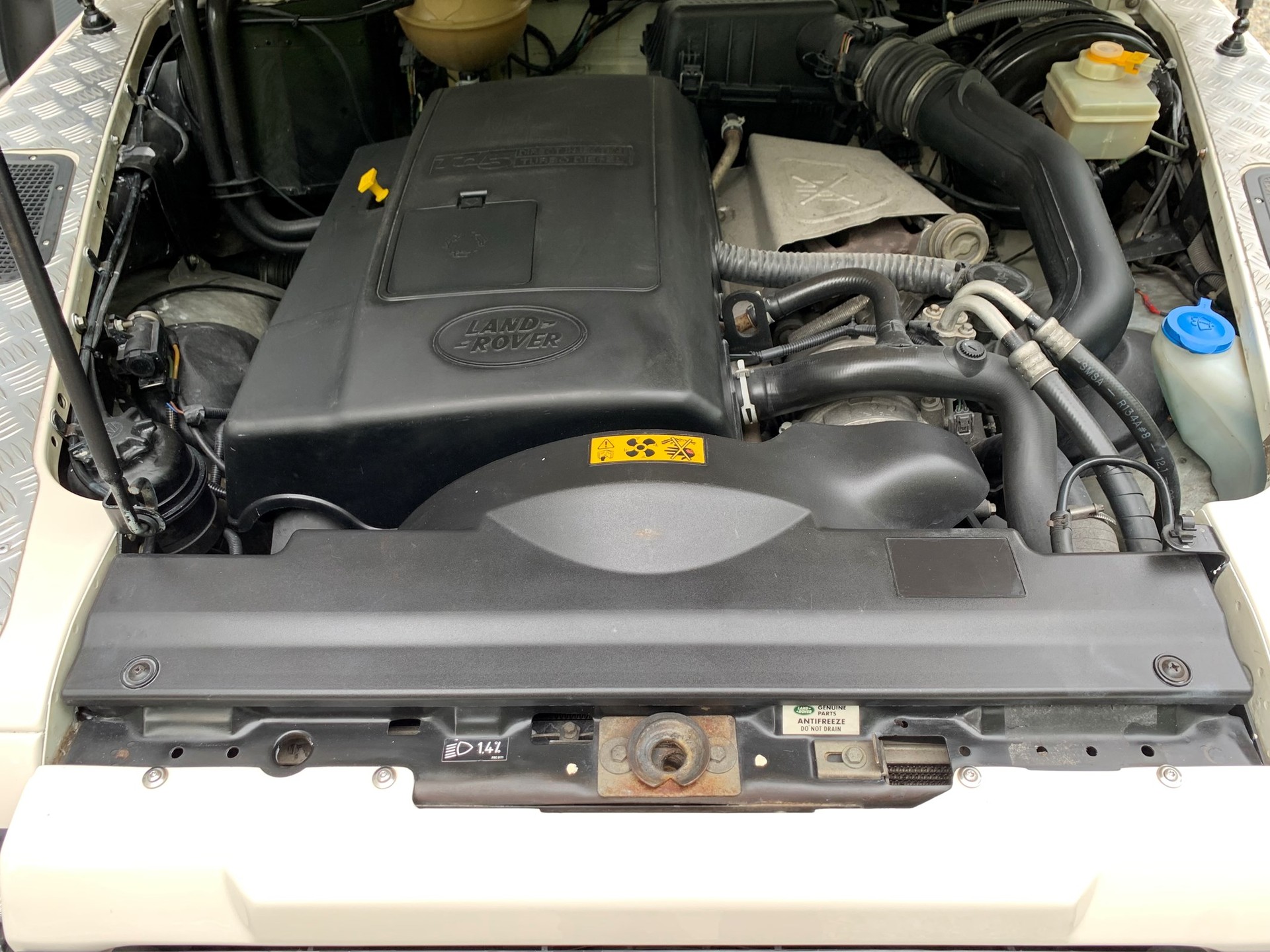 LAND ROVER Defender 110 SW 2.5 Td5-image-14