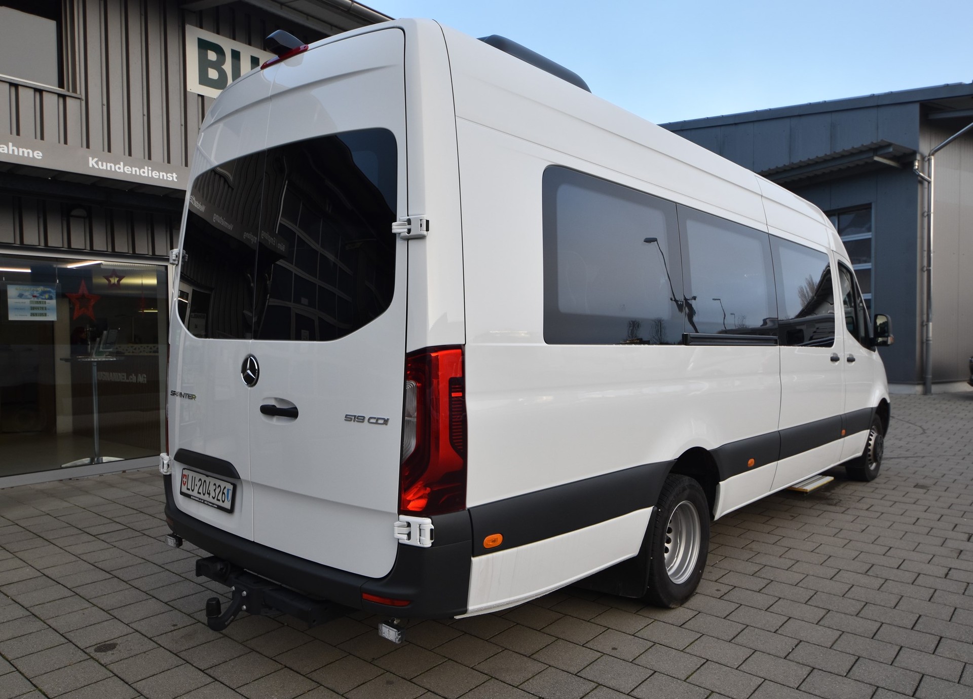 MERCEDES-BENZ Sprinter (F07) 519-image-1