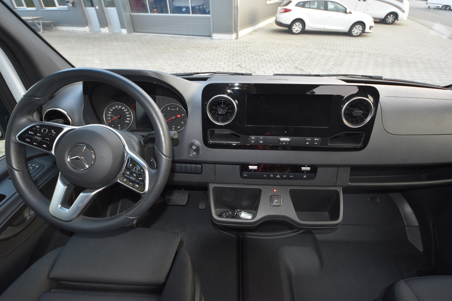 MERCEDES-BENZ Sprinter (F07) 519-image-6