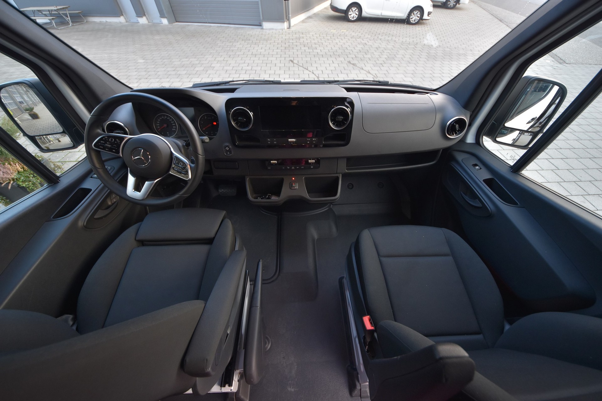 MERCEDES-BENZ Sprinter (F07) 519-image-7