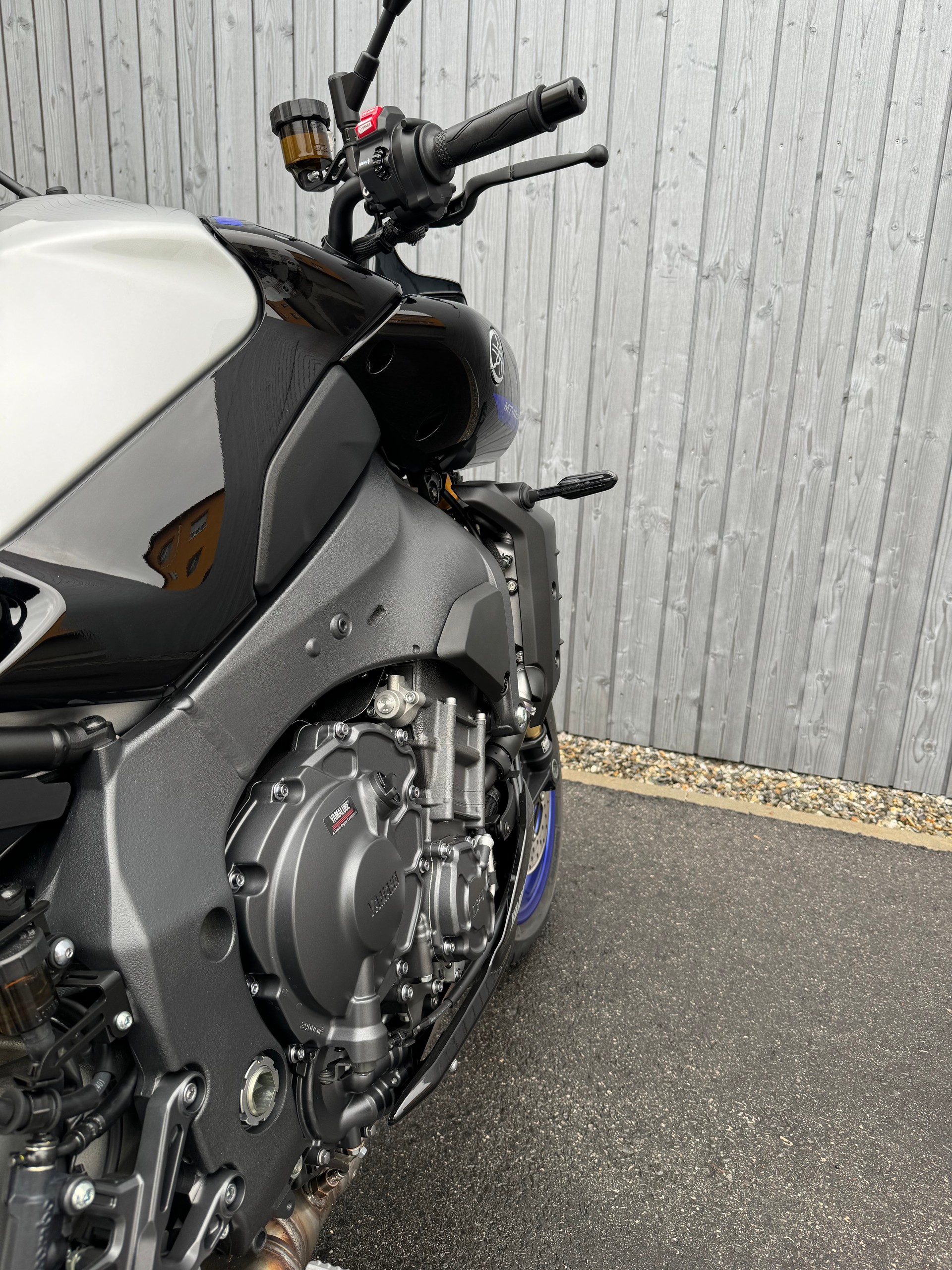 YAMAHA MT-10 SP ABS-image-7