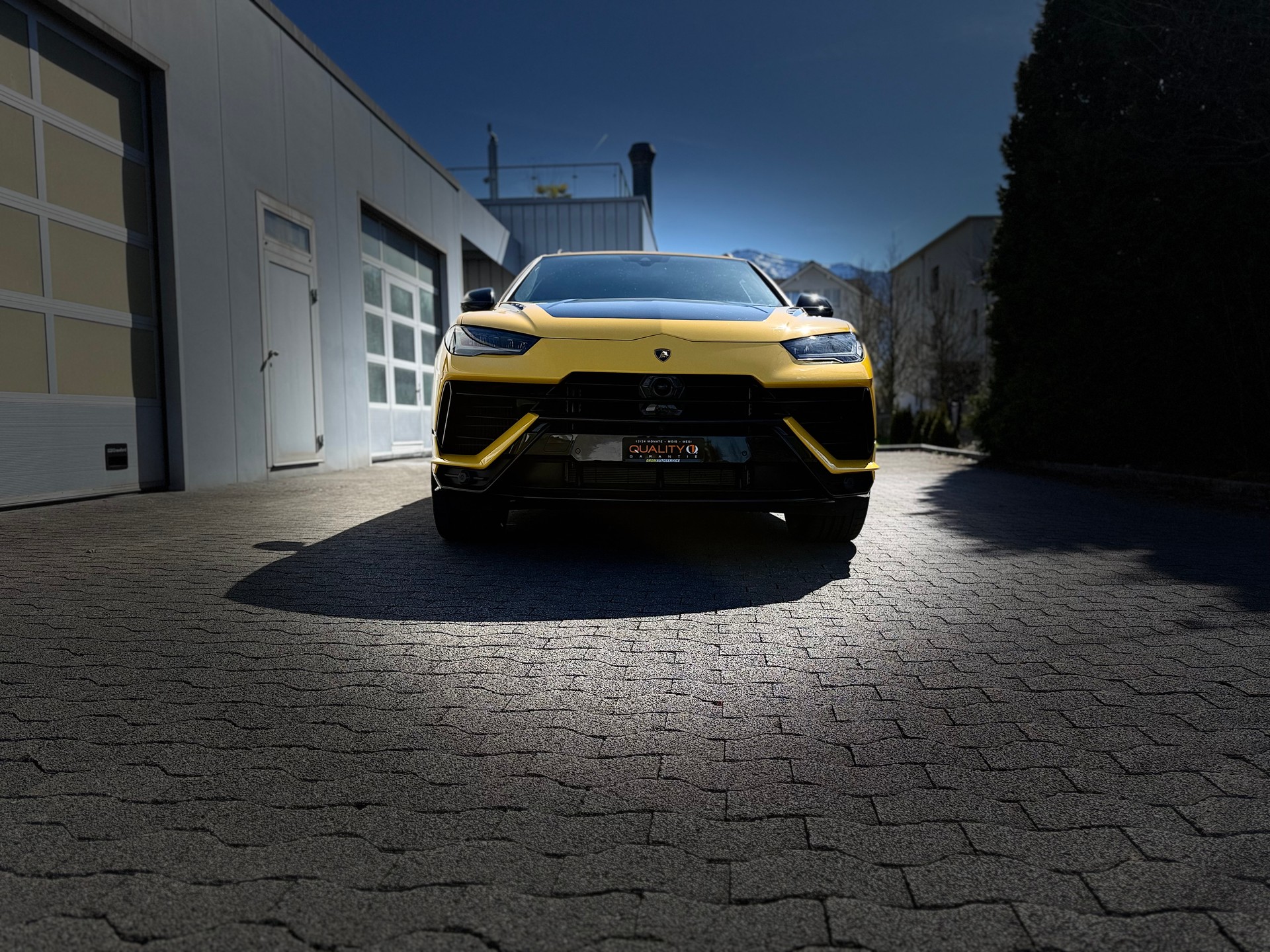 LAMBORGHINI Urus E-Gear-image-12